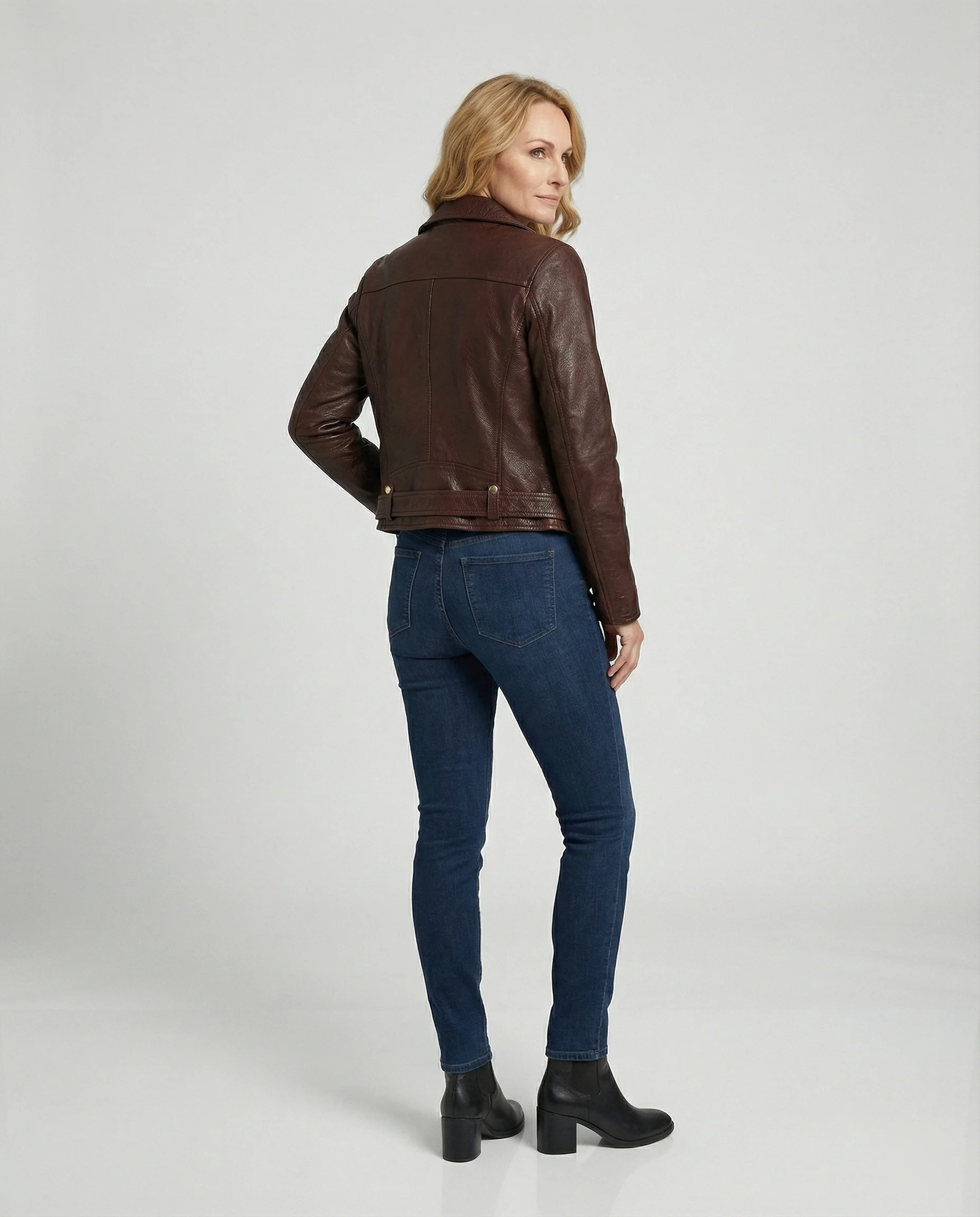 Damen Lederjacke Schwarz tailliert - Image 3