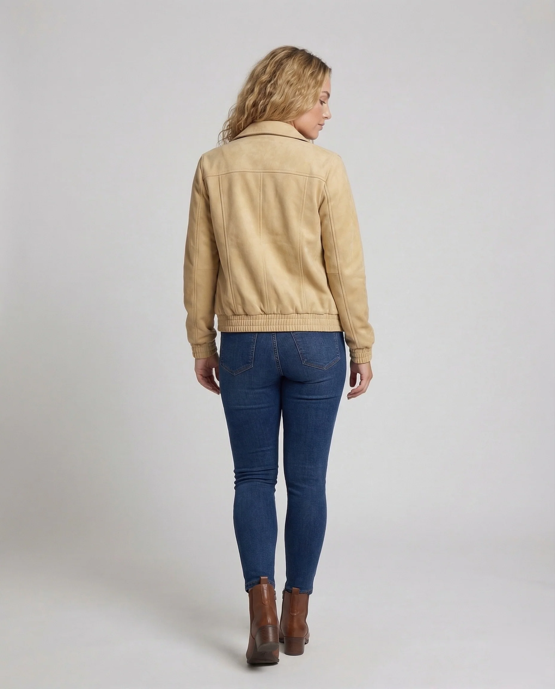 Damen Veloursjacke Kurz Boxy - Image 4