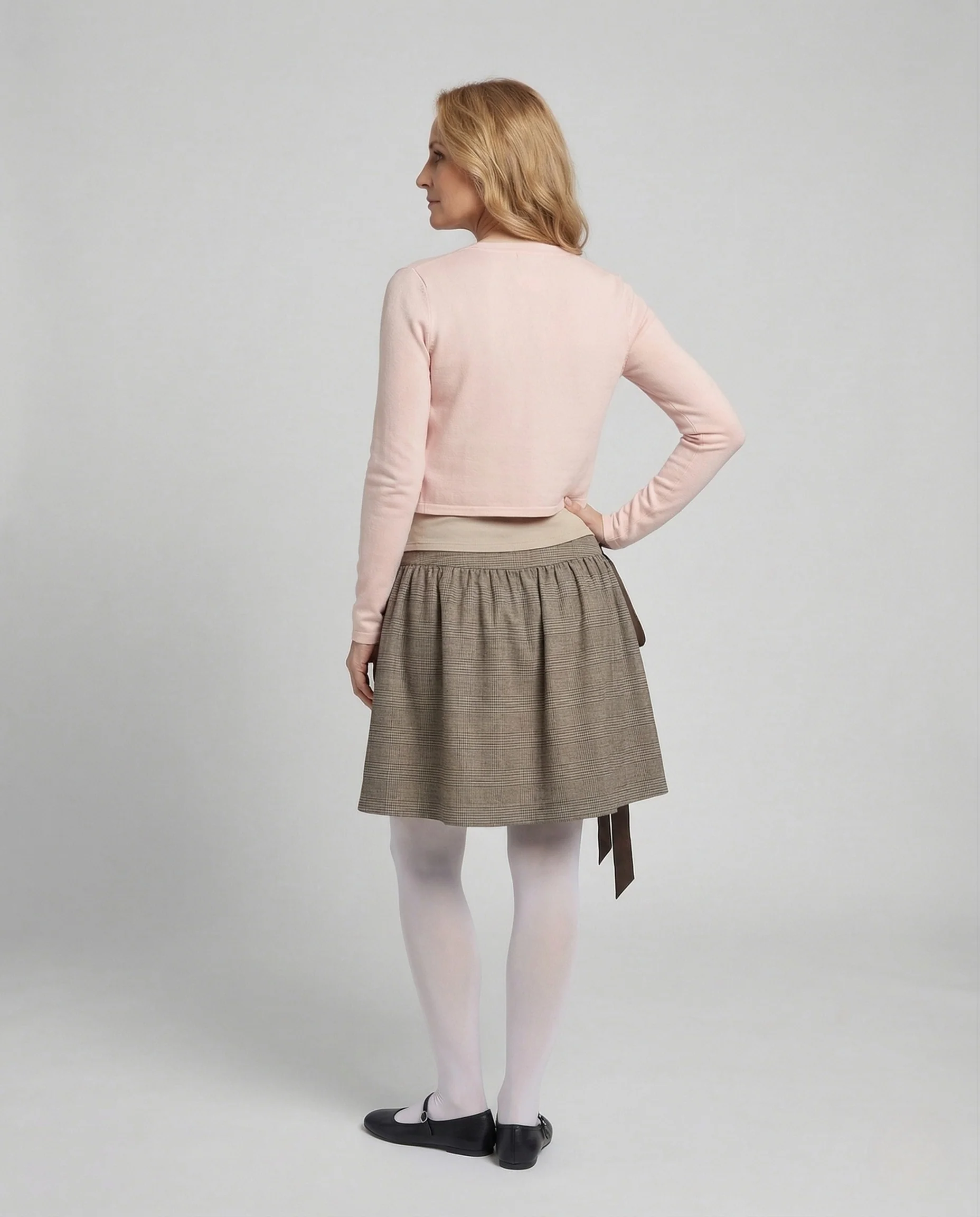 Damen Feinstrick Cardigan kurz mit Knopfleiste - Image 4