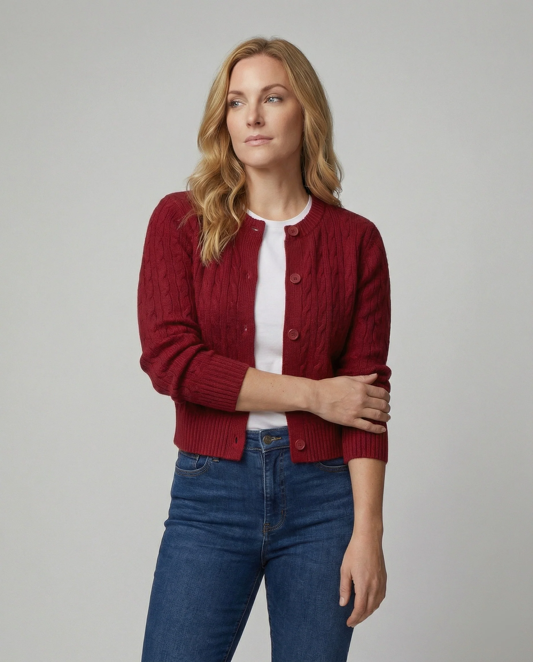 Kurzgeschnittene Zopfmuster-Strickjacke mit Rundhalsausschnitt und Rippenbund Heidi-Mode - Image 5