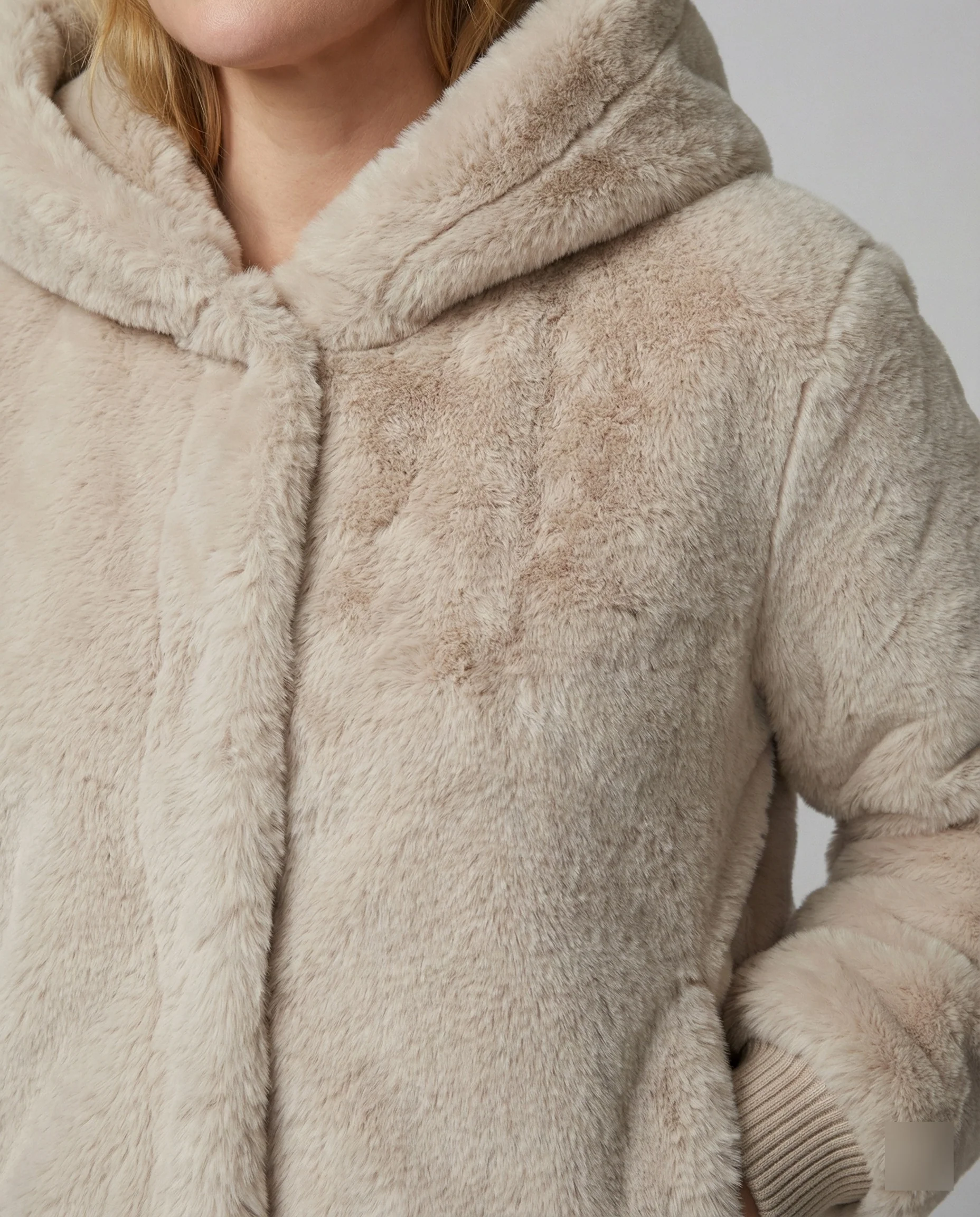 Kuschelige Teddy-Kapuzenjacke mit kastigem Schnitt, kurzem Saum und verdecktem Verschluss Heidi-Mode - Image 5