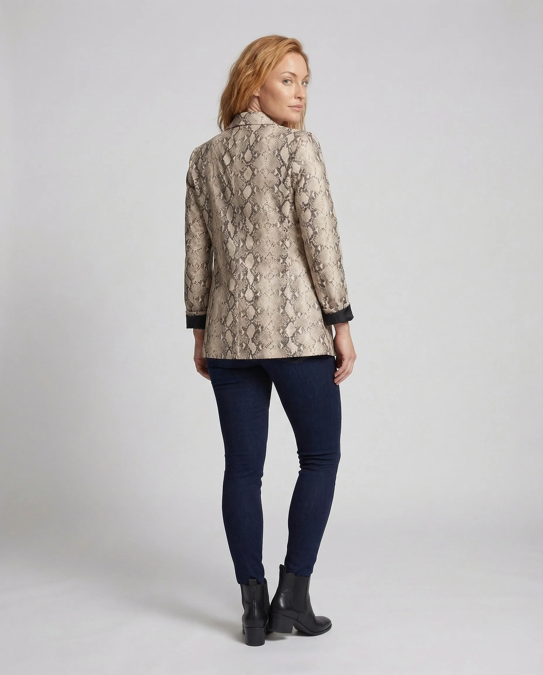 Damen Oversize Blazer Schlangenprint - Image 4