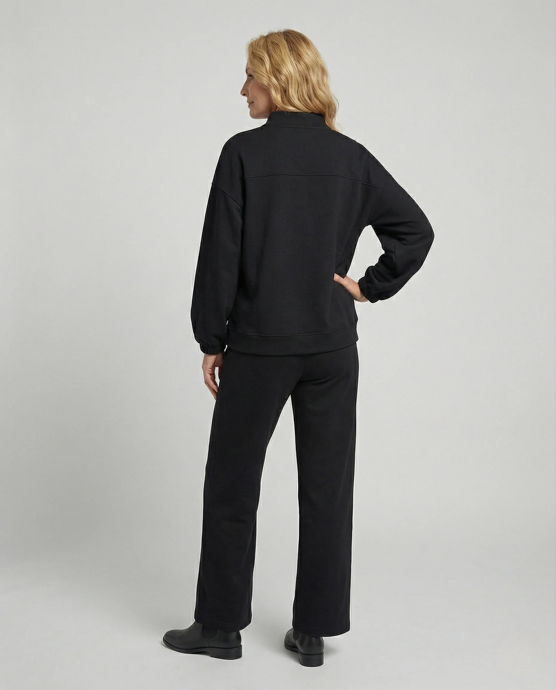 Lässiges zweiteiliges Freizeit-Set aus weichem Jersey mit V-Ausschnitt, Ballonärmeln und weiter Kordelzughose Heidi Mode - Image 3