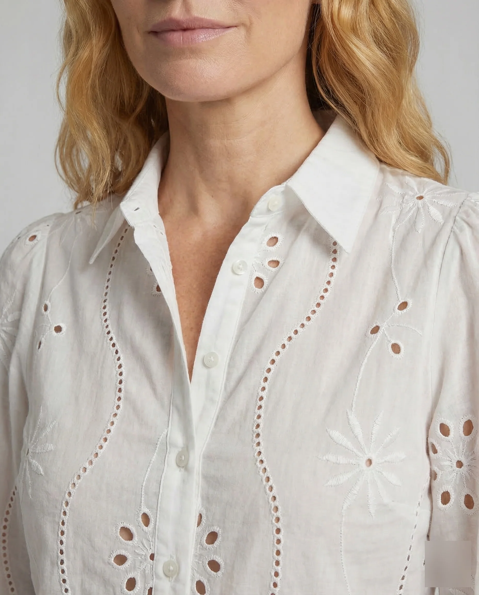 Damen Lochstickerei Bluse - Image 3
