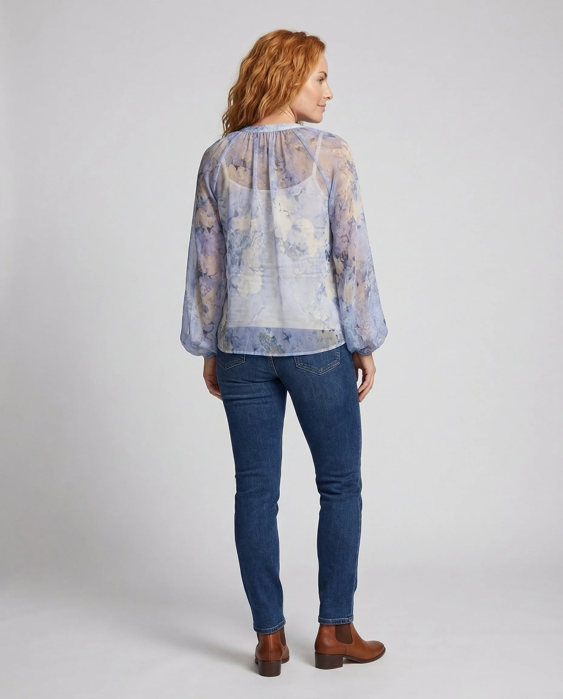 Damen Chiffonbluse mit Aquarellmuster - Image 4