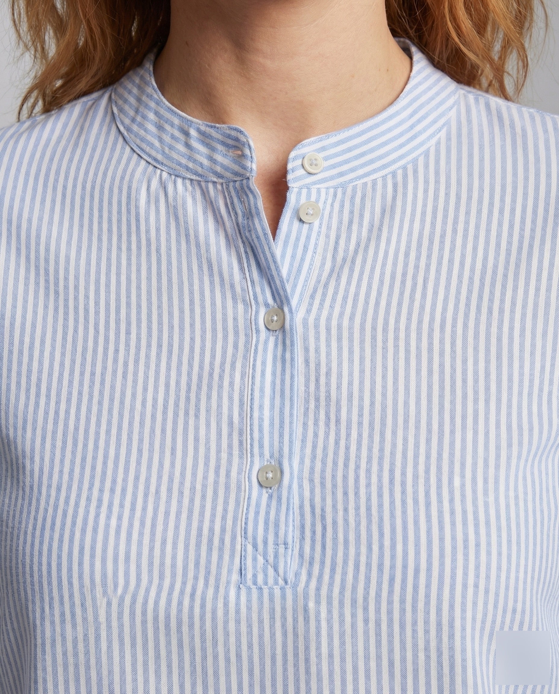 Damen Chiffonbluse mit Stehkragen - Image 3
