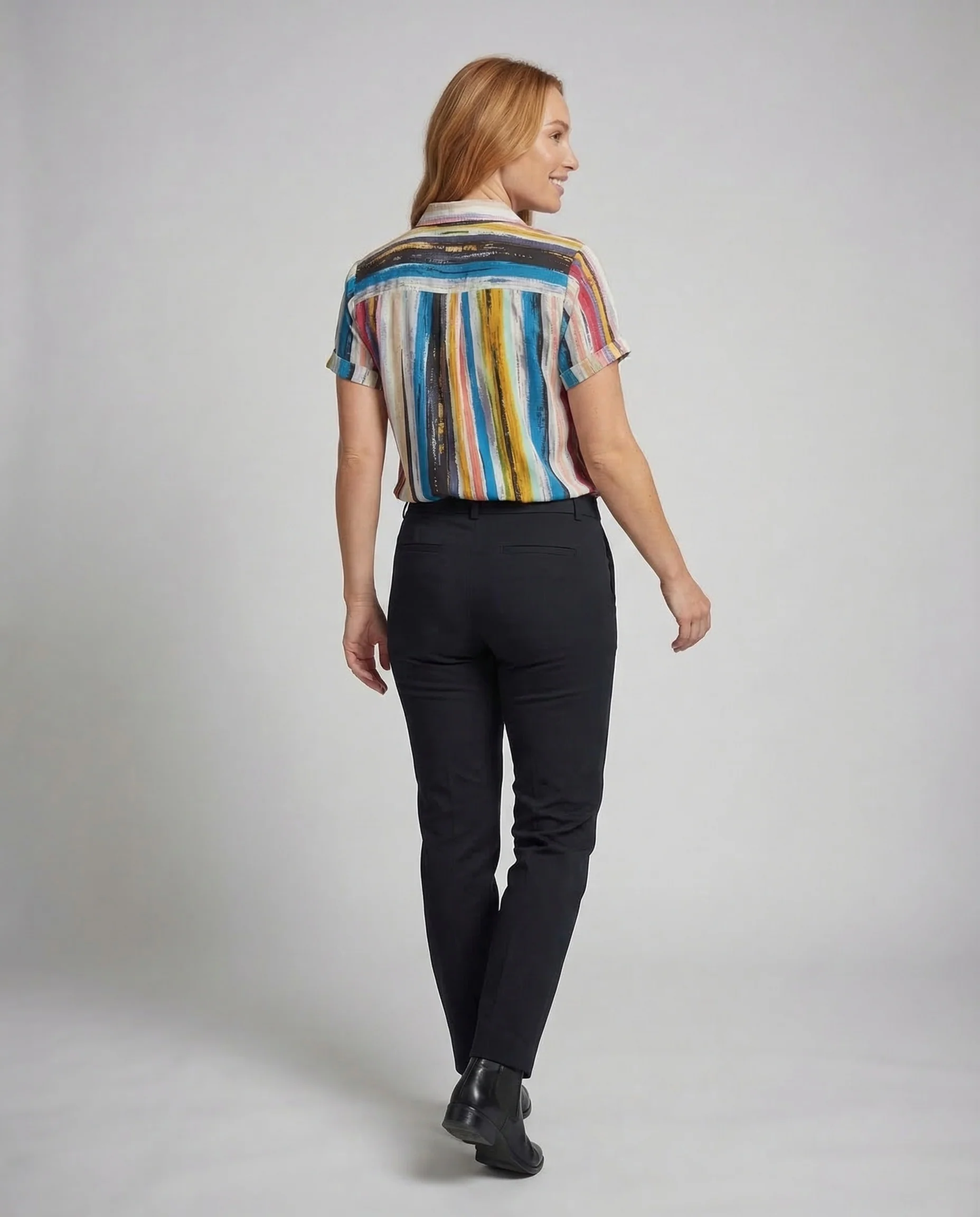 Damen Viskosebluse Muster Brusttasche - Image 4