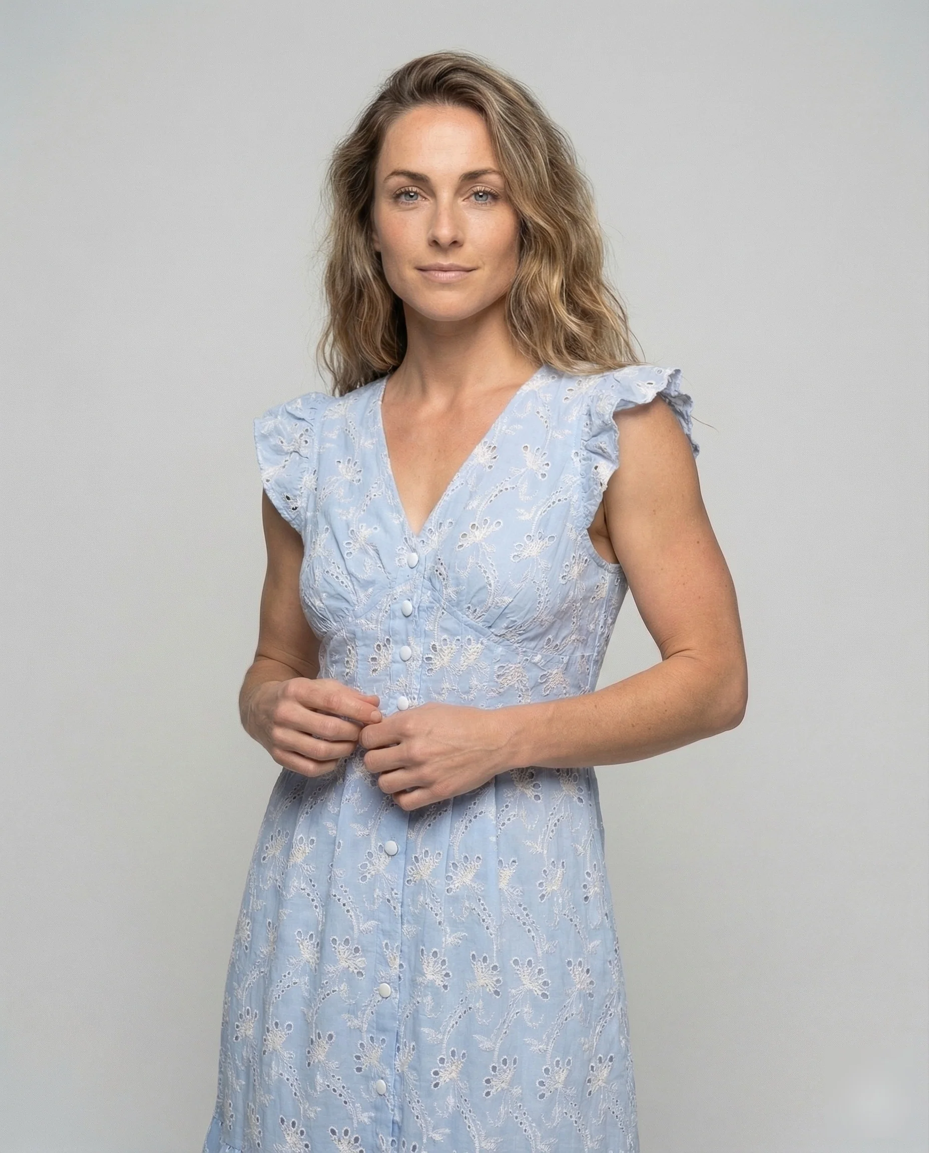 Damen Lochstickerei Maxikleid mit Volantrock - Image 2