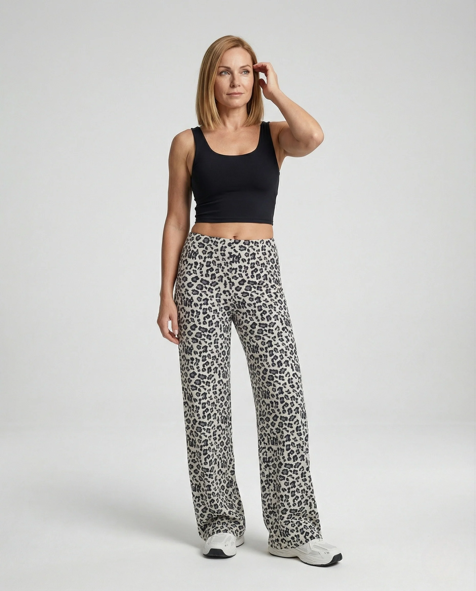 Freizeitkleidung Damen Loungehose Leo - Image 2
