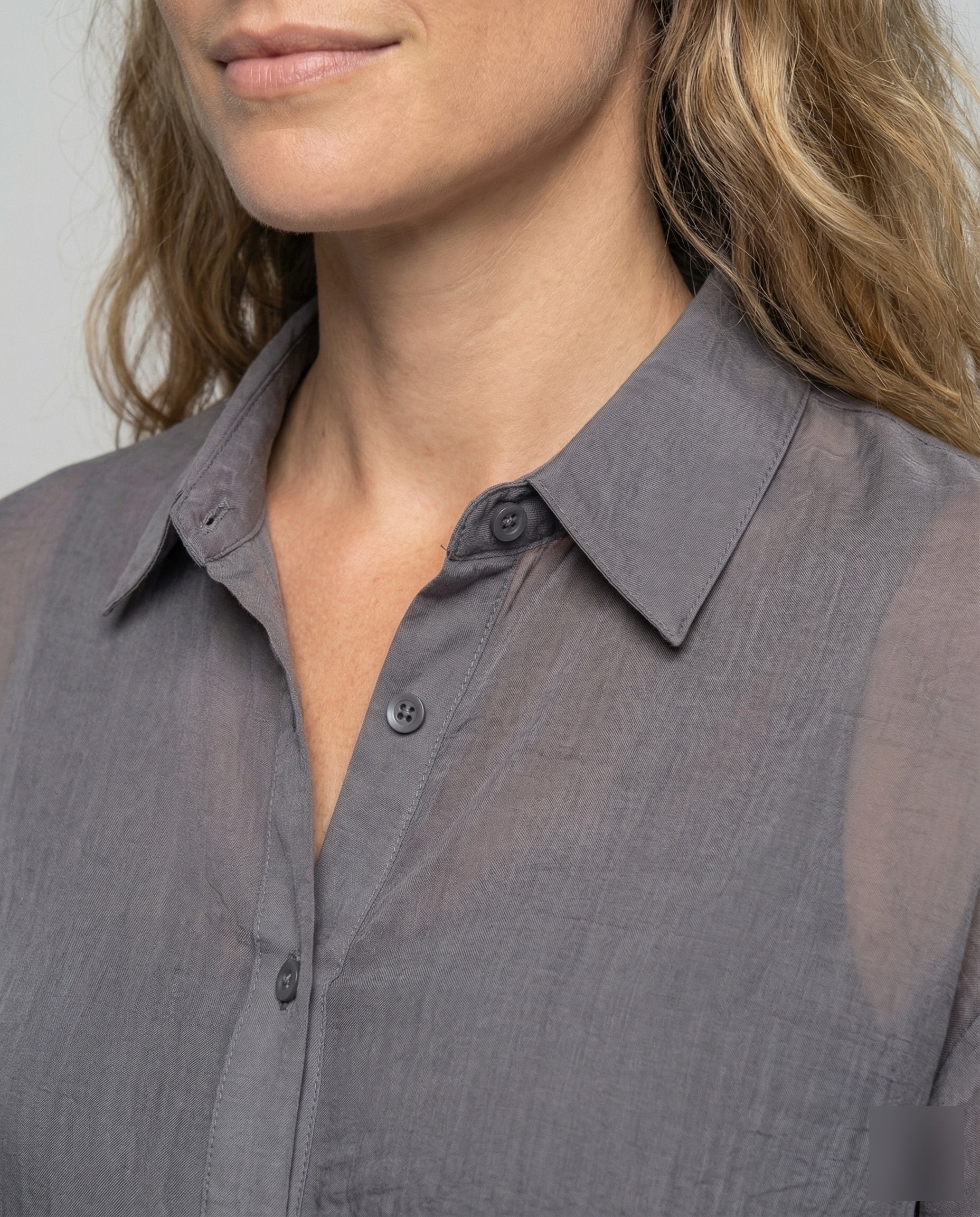 Damen Satinbluse mit Rückenknoten - Image 3