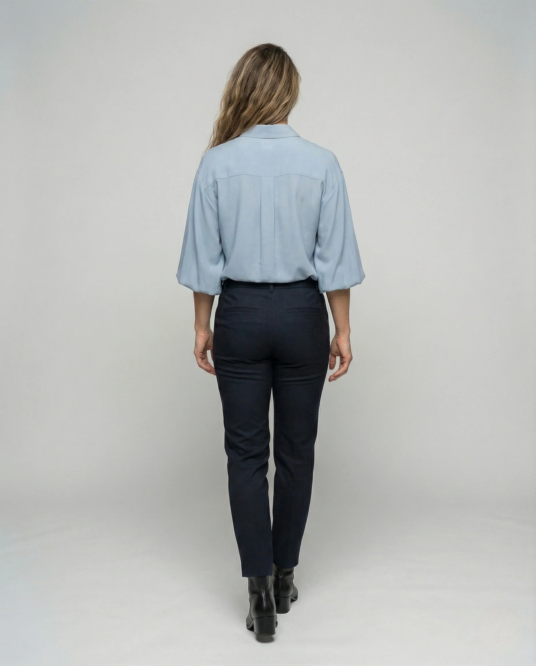 Damen Leinenbluse mit Ballonärmeln - Image 3