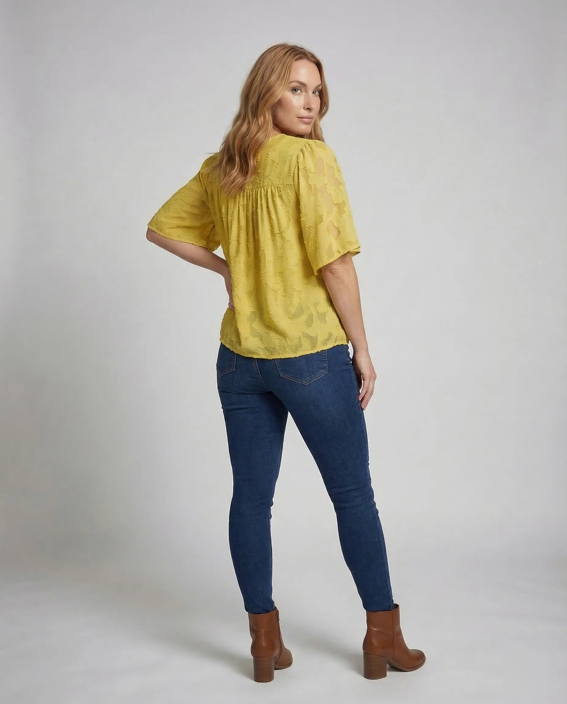 Damen Jacquard Bluse Kurzarm - Image 4