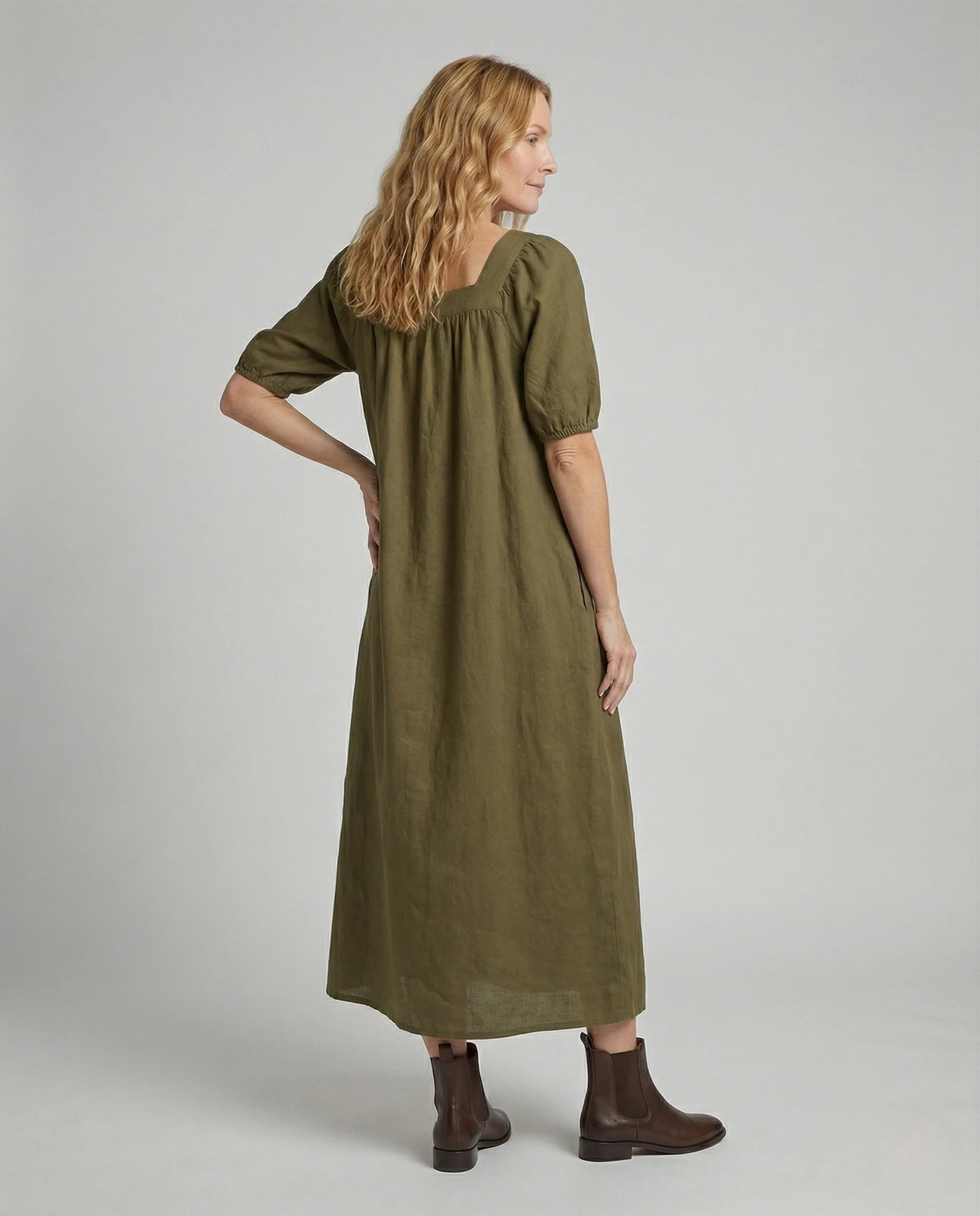 Damen Maxikleid mit Quadratischem Ausschnitt - Image 4