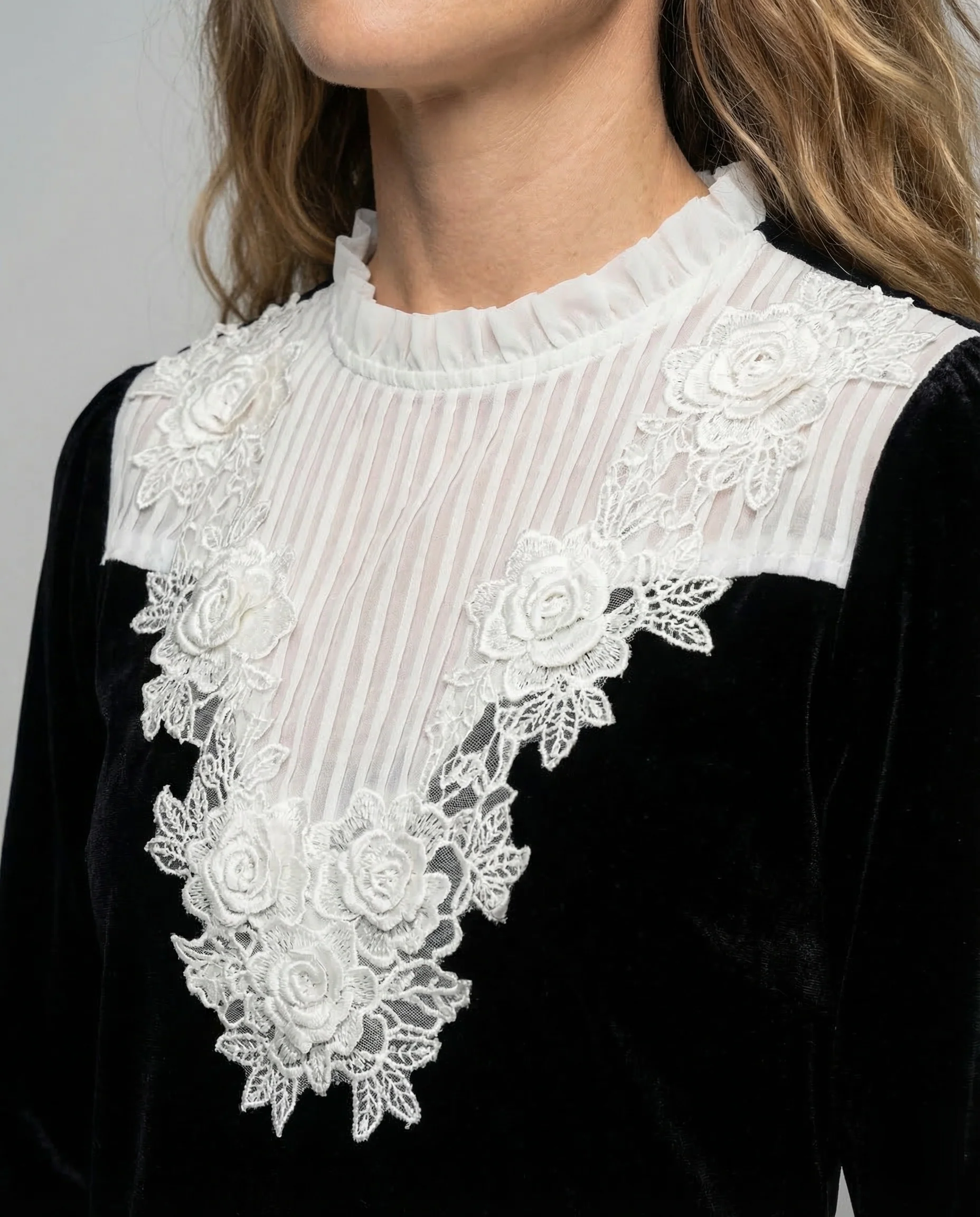 Damen Samtbluse Spitze - Image 3