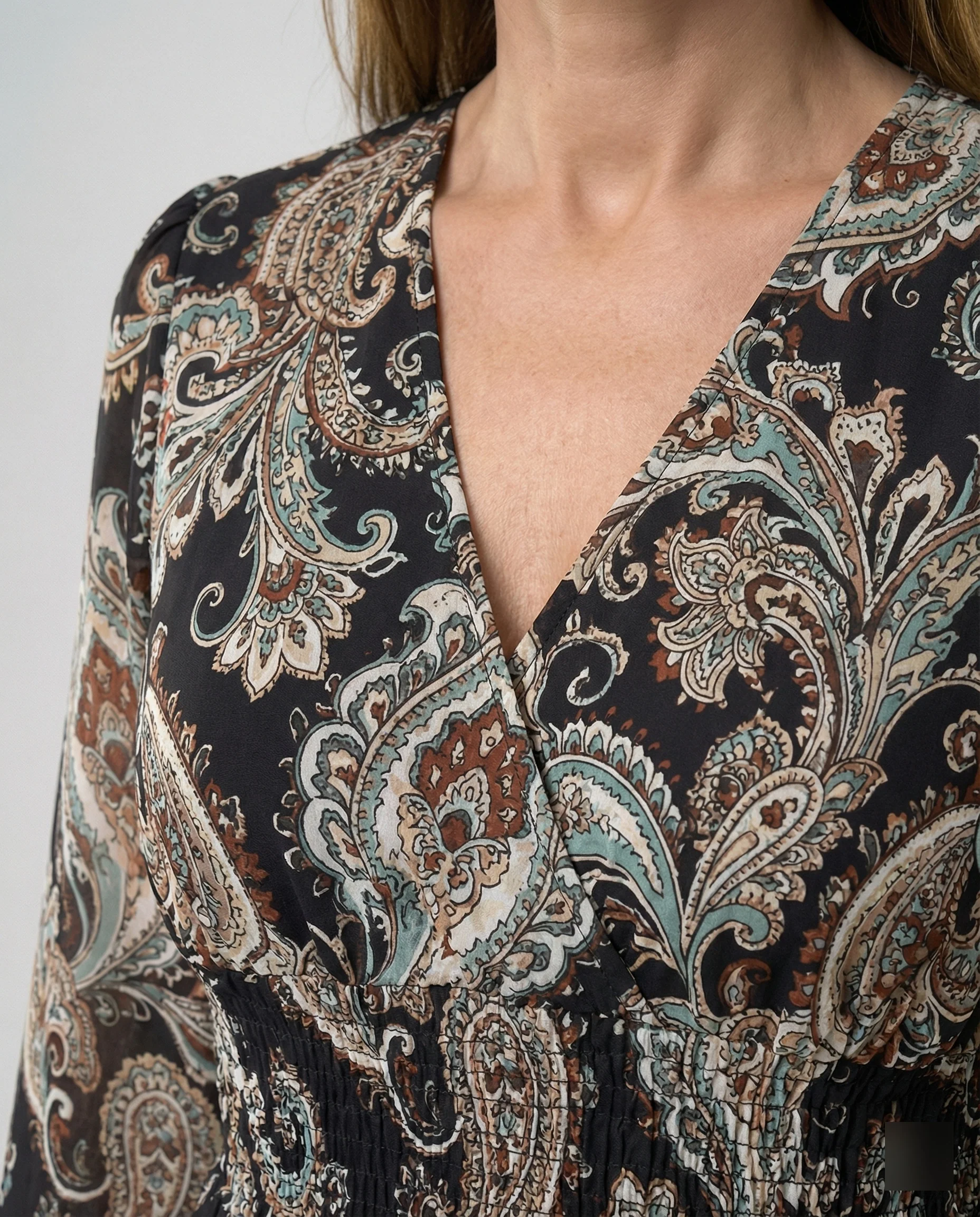 Damen Maxikleid Paisley mit Beinschlitz - Image 3