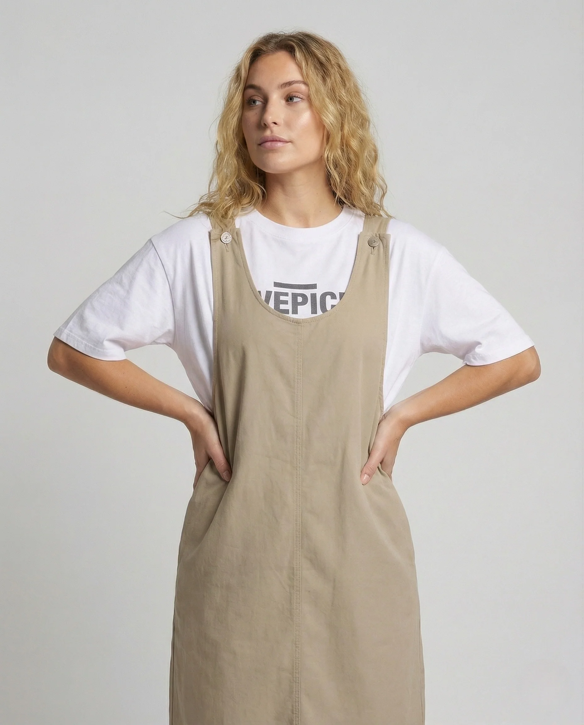 Damen Minimalistisches Träger Midikleid - Image 2