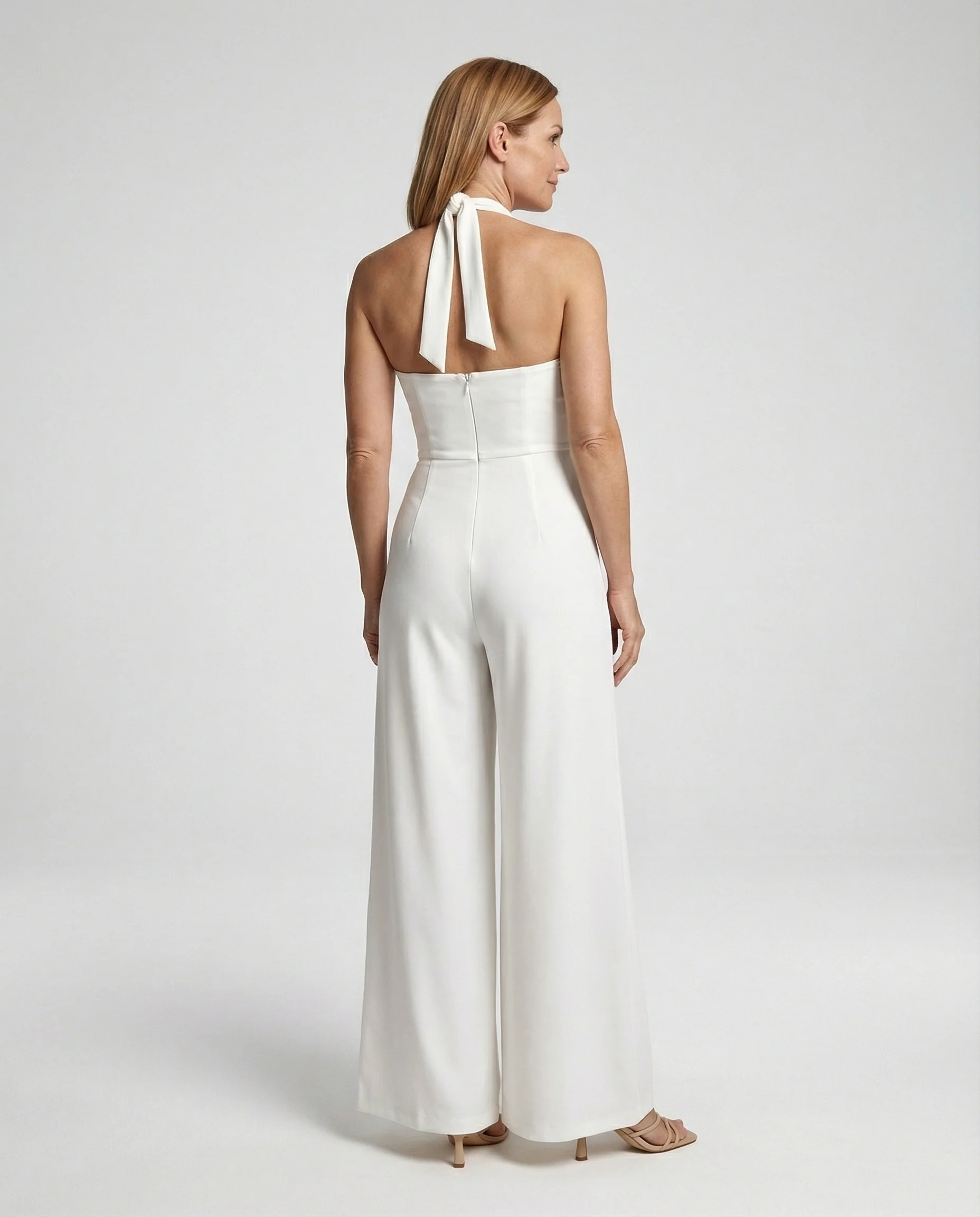 Jumpsuit Damen mit Neckholder - Image 3