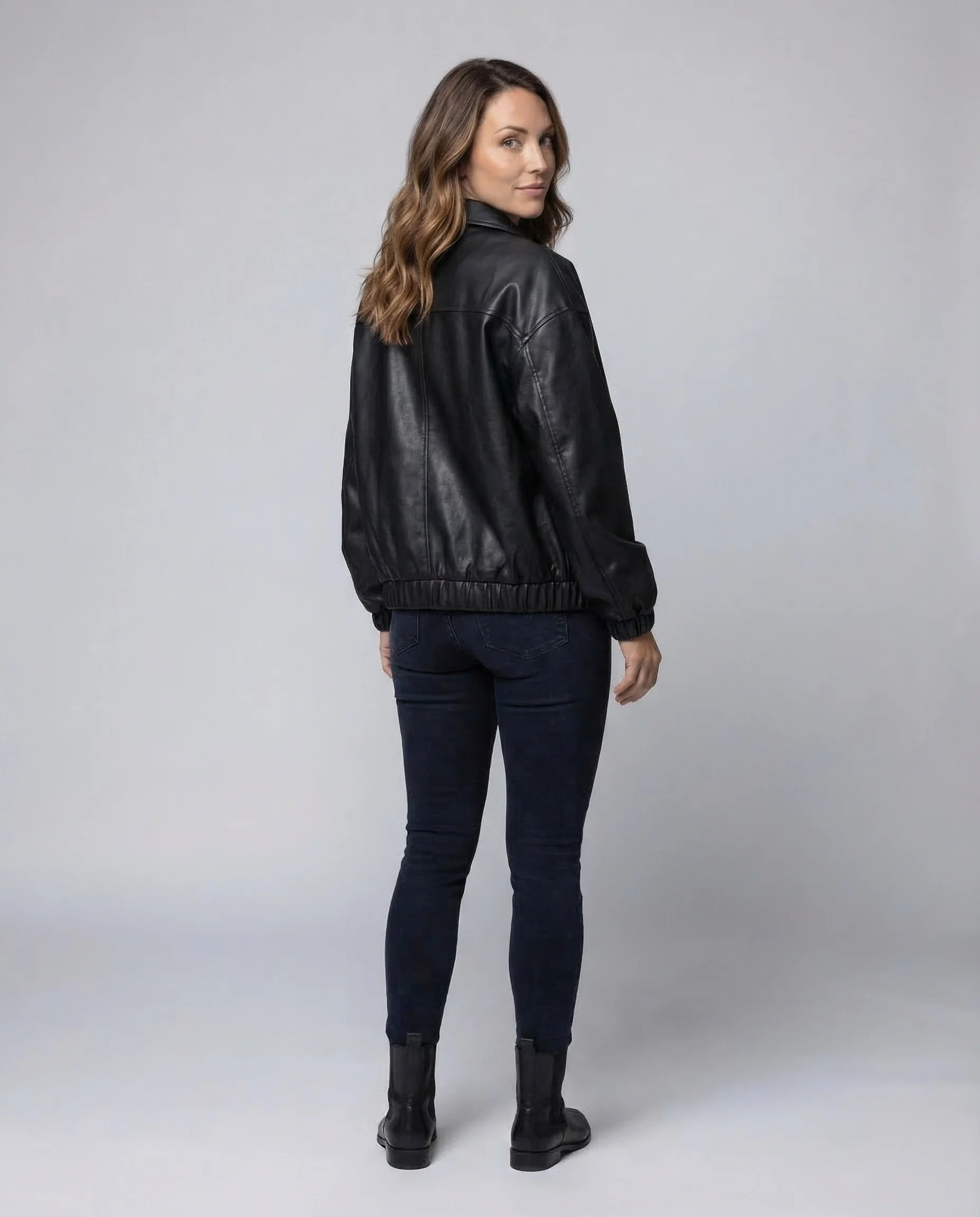 Damen Kunstleder Bomberjacke Oversize - Image 4