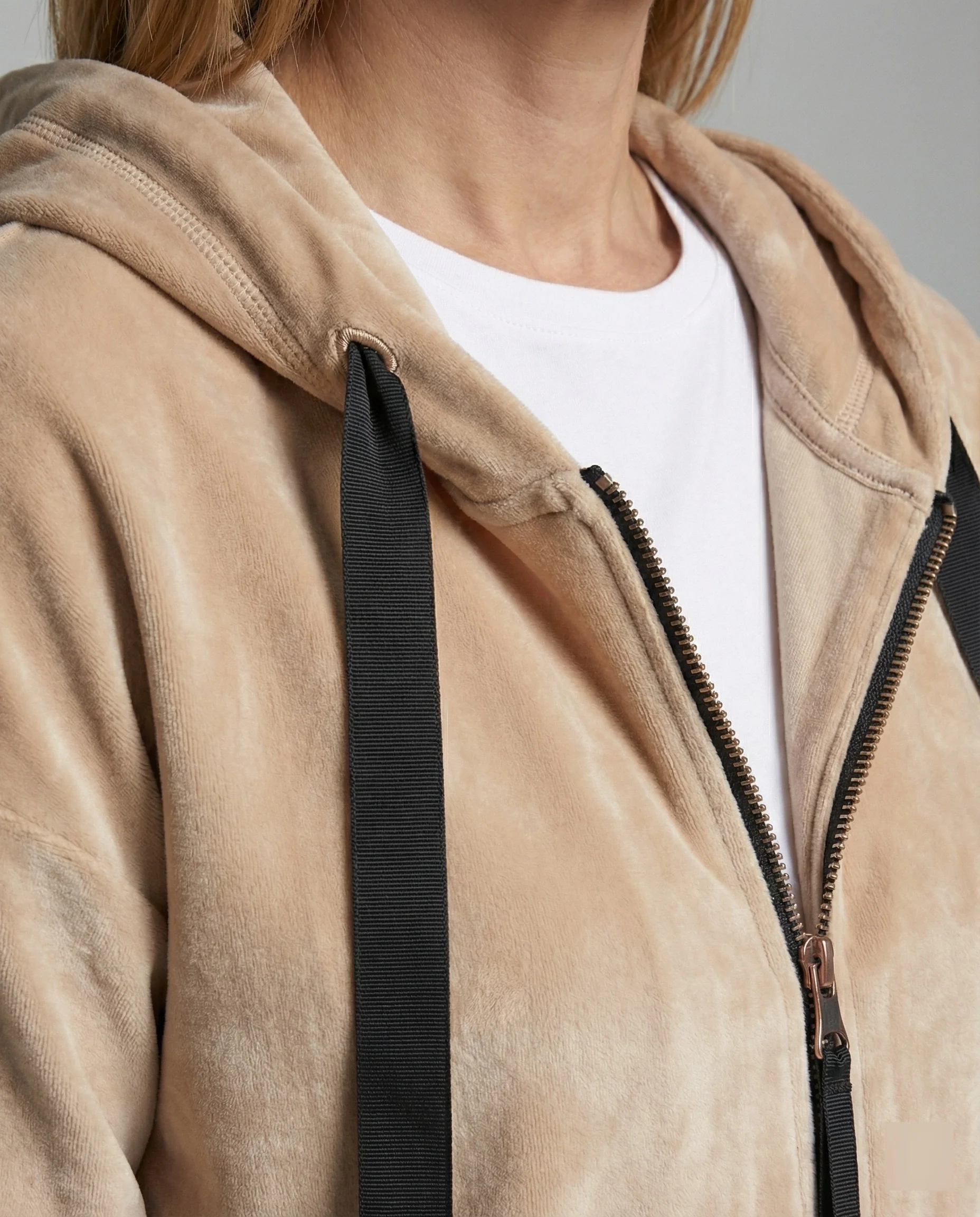 Freizeitkleidung Damen Velours Kapuzenjacke - Image 7