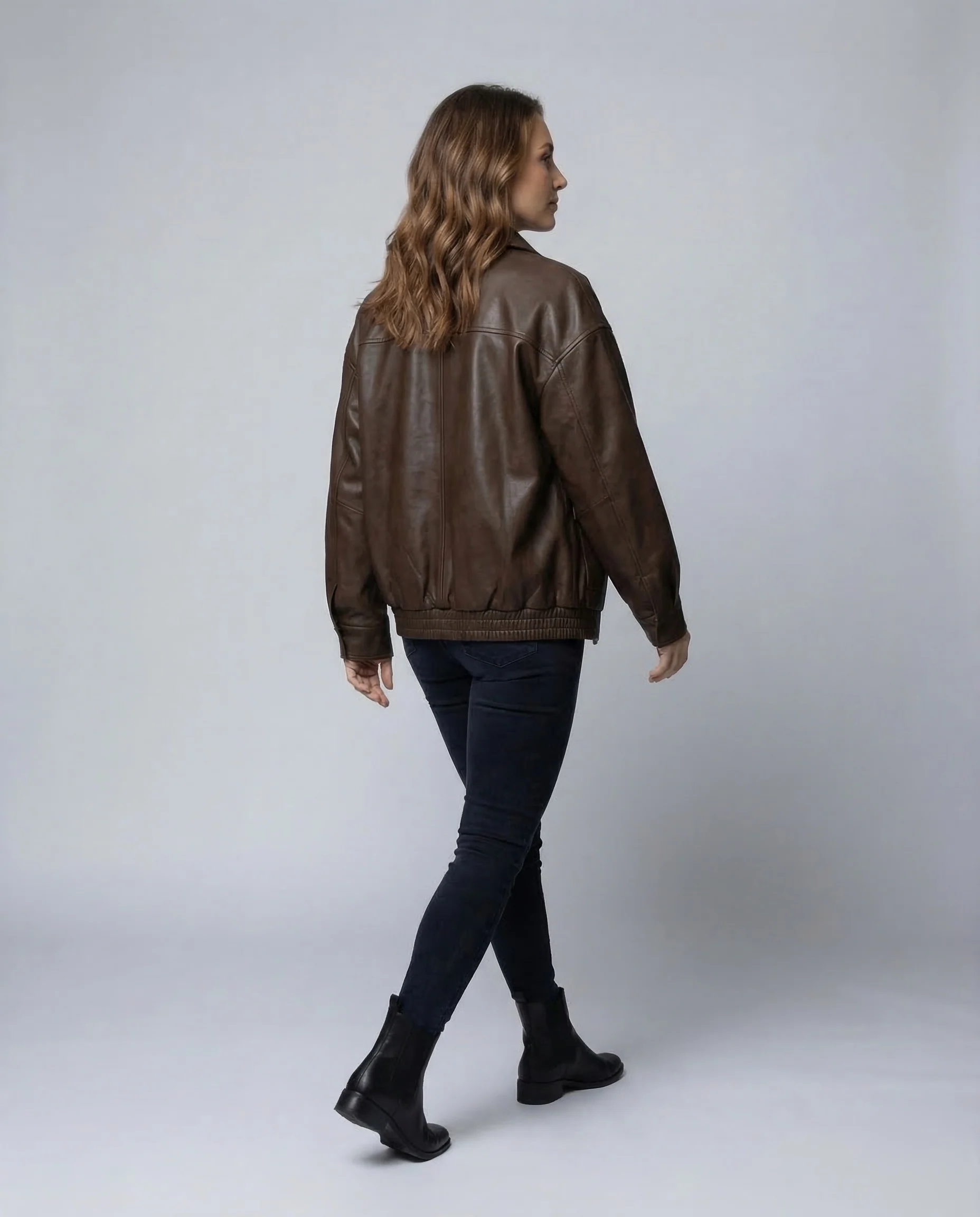 Damen Kunstlederjacke Boxy - Image 4