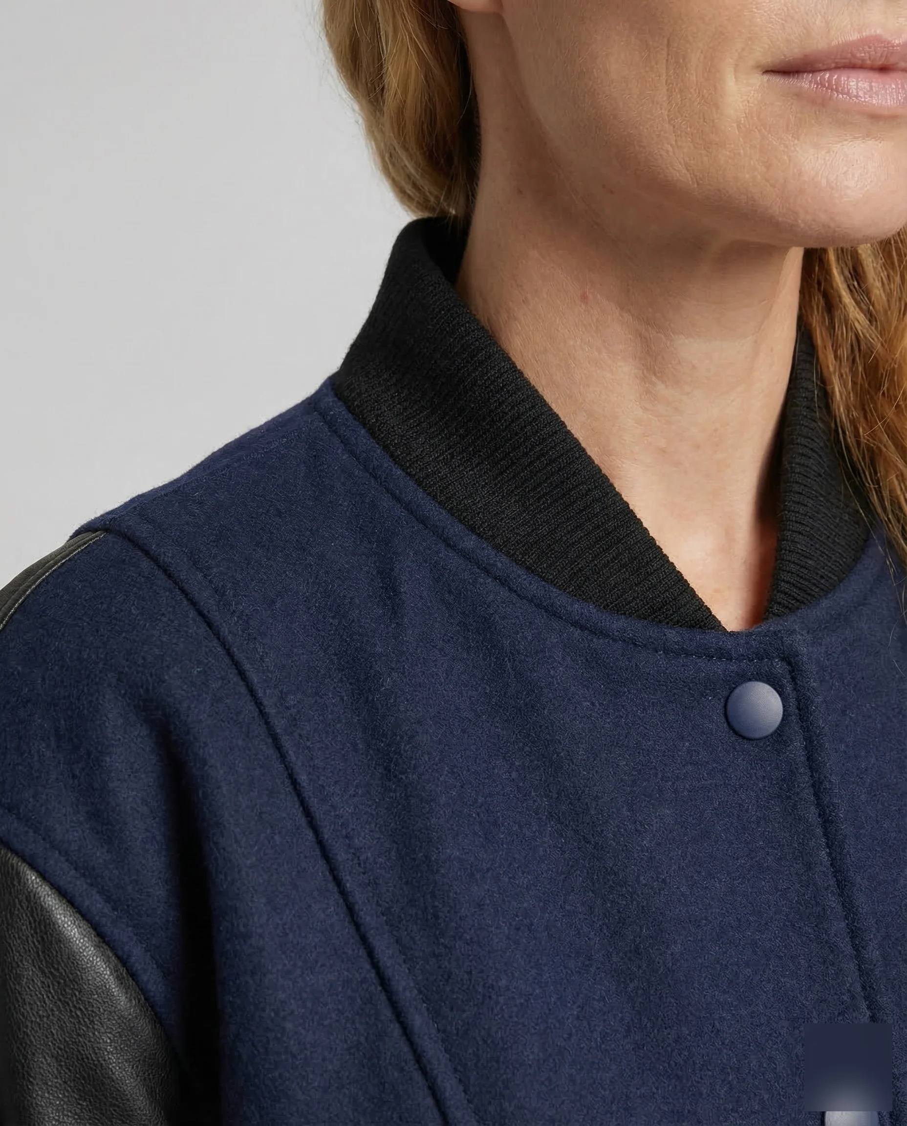 Damen Varsity Jacke Oversize - Image 3