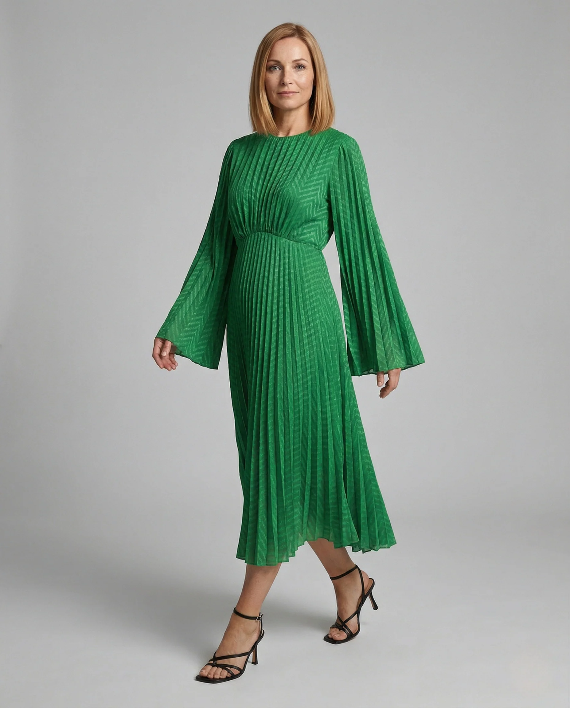 Plissiertes Midikleid Mit Glockenärmeln Damen