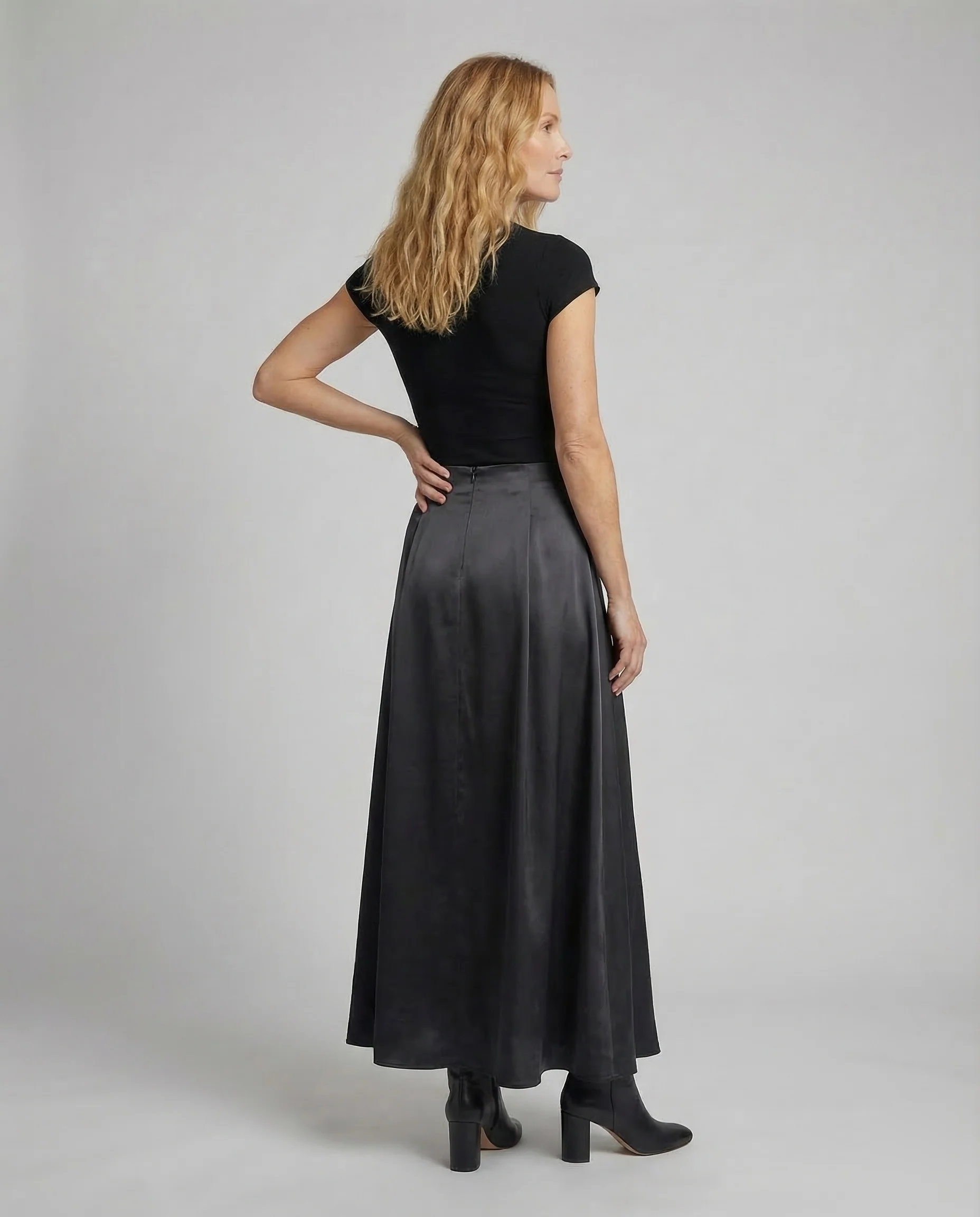 Damen Satin Maxirock Kellerfalten - Image 4