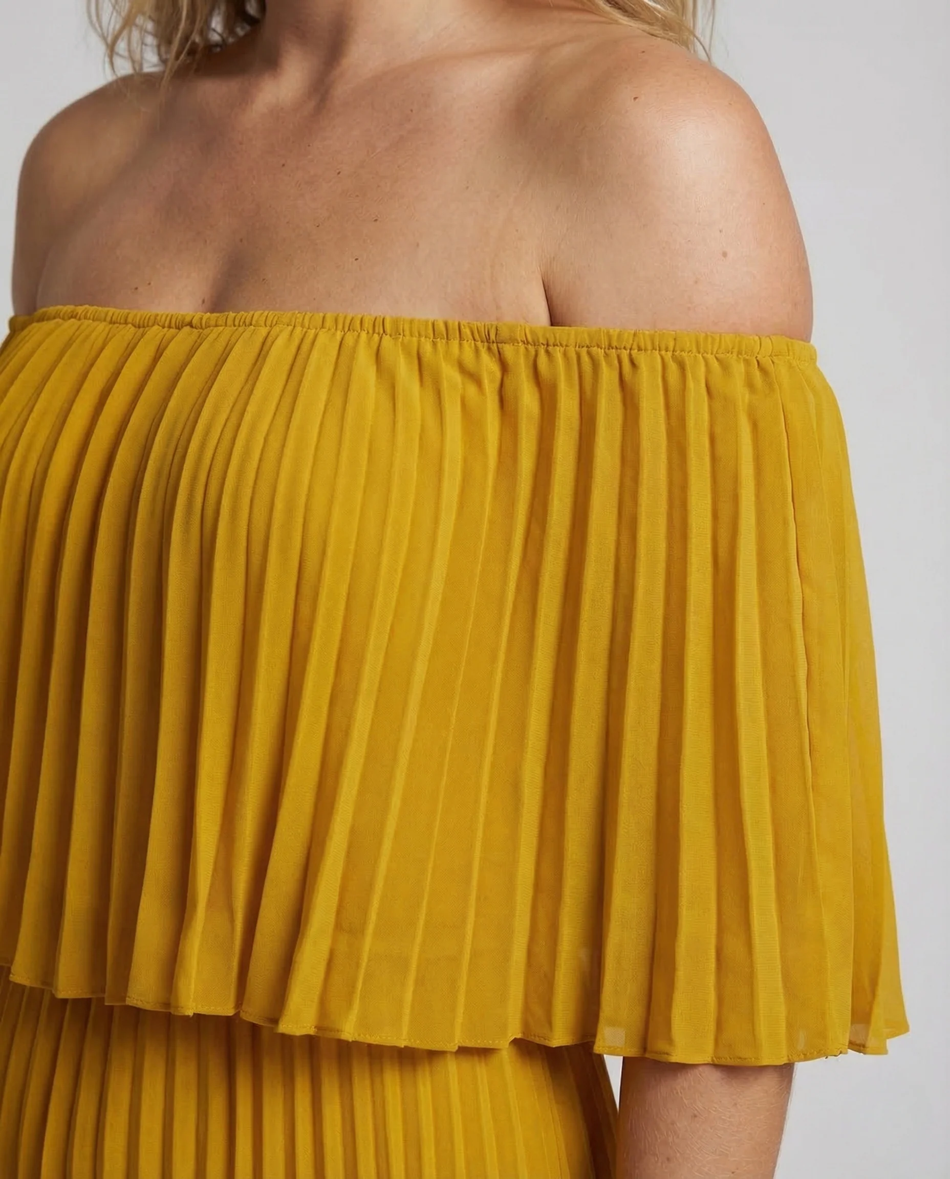 Damen Plissee Maxikleid Schulterfrei Volant - Image 3