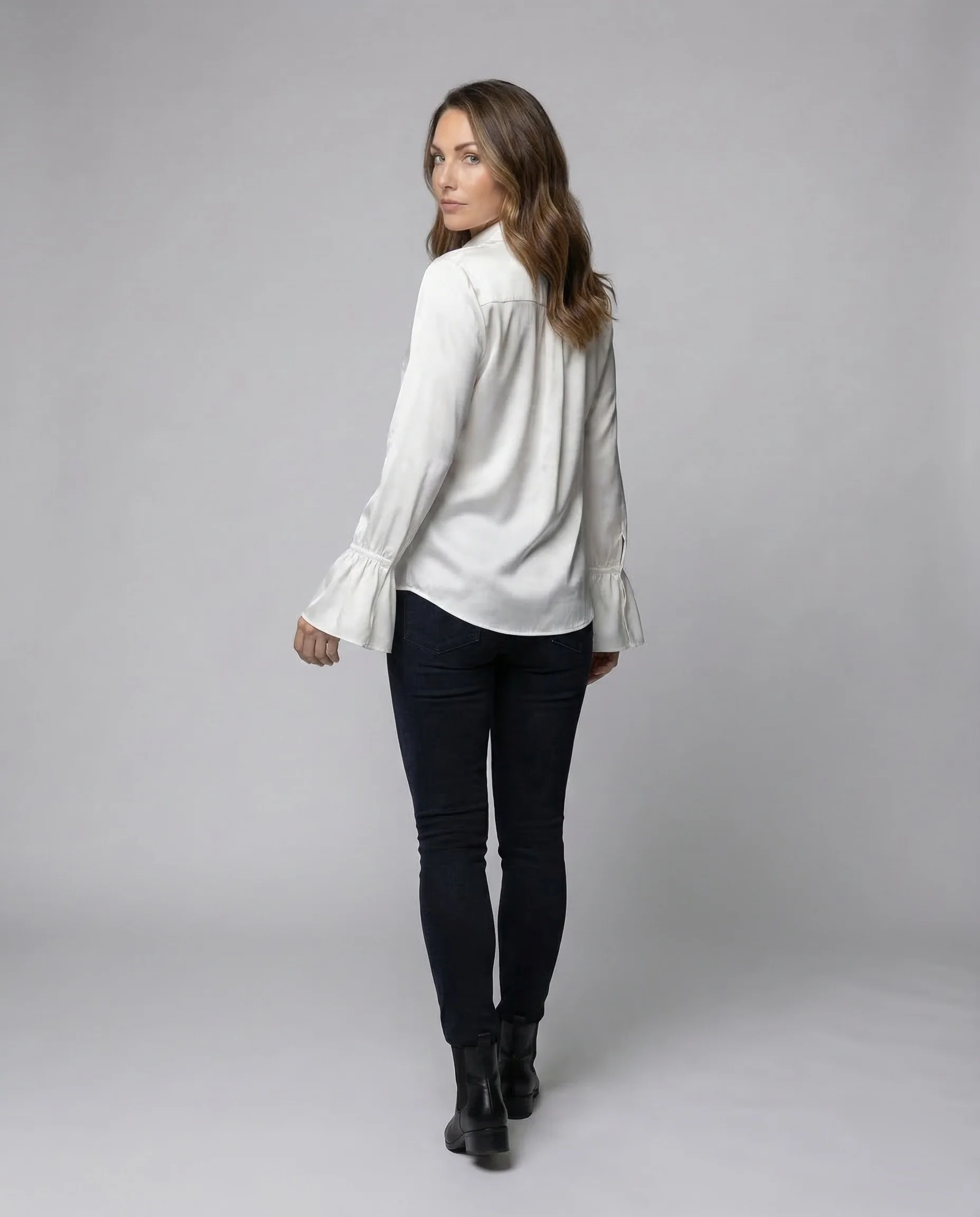 Damen Satinbluse Volant - Image 3
