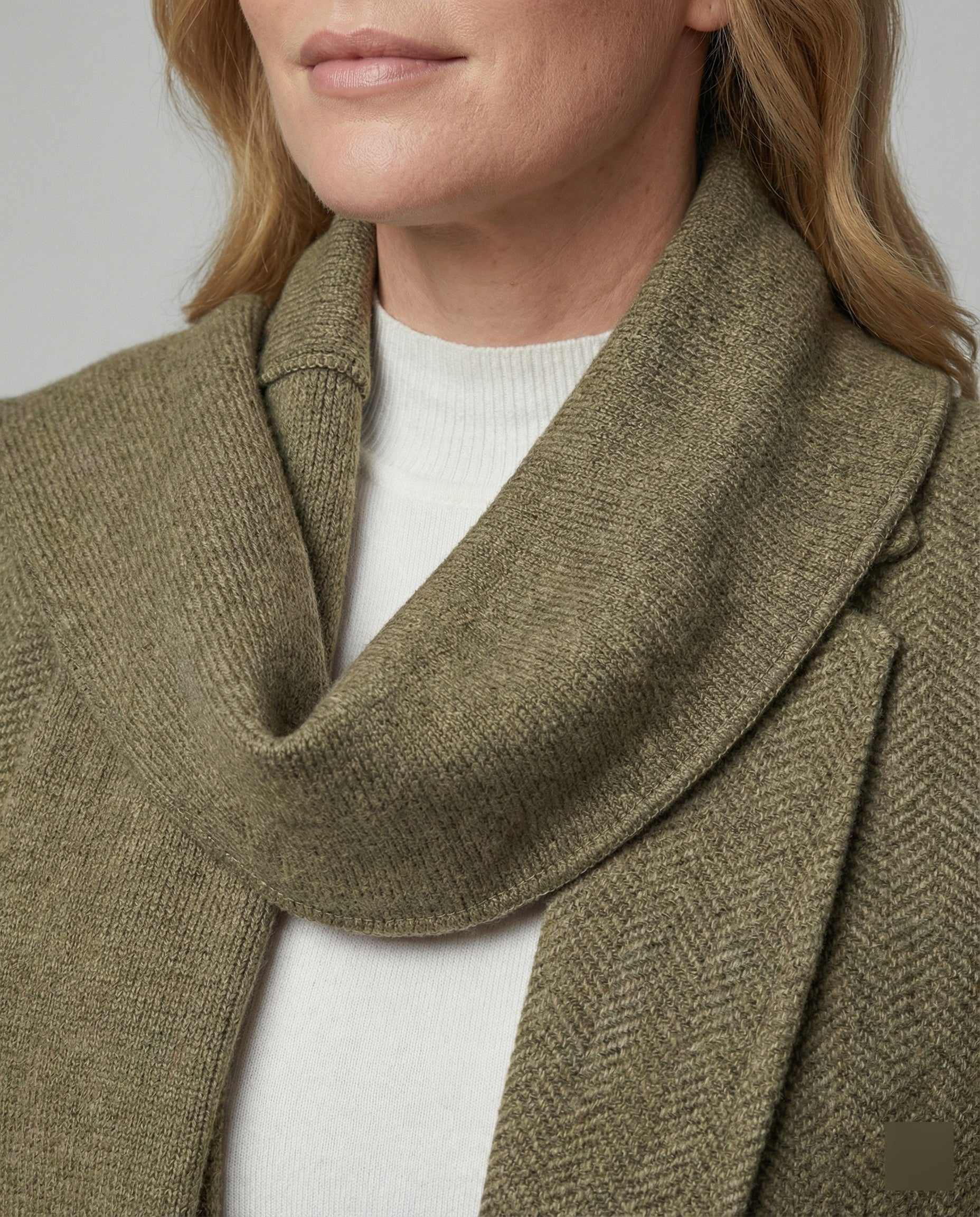 Strukturierter Strickblazer mit Schluppe und tailliertem Schnitt Heidi-Mode - Image 4