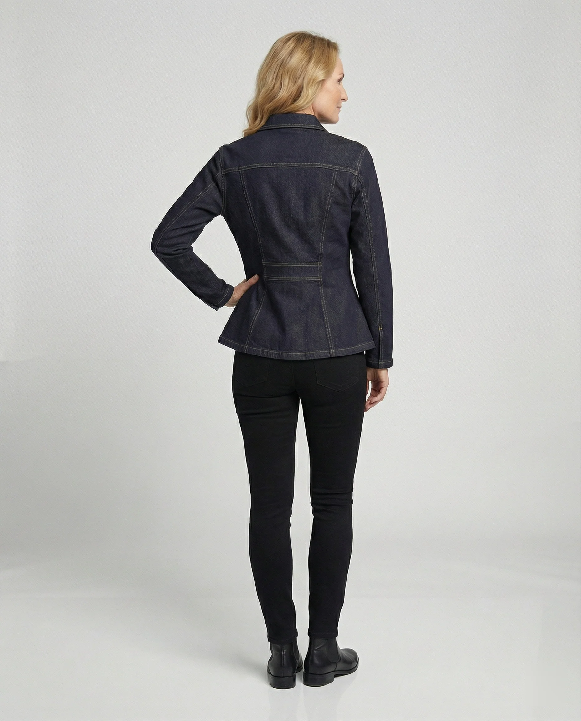Damen Jeansjacke tailliert klassisch - Image 3