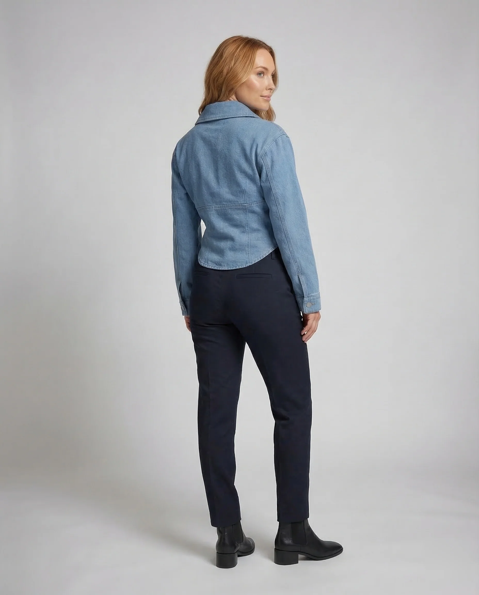 Damen Jeansjacke tailliert mit Reißverschluss - Image 4