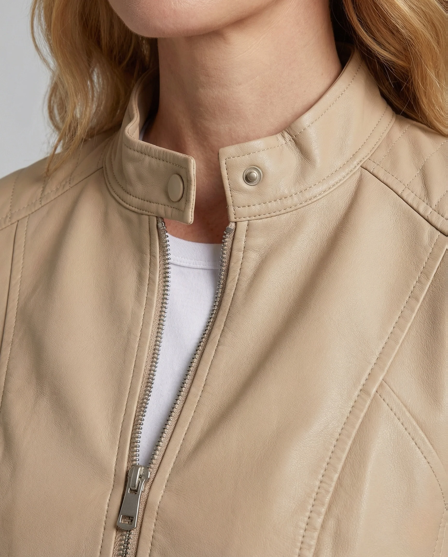 Damen Taillierte Kunstlederjacke Stehkragen - Image 3