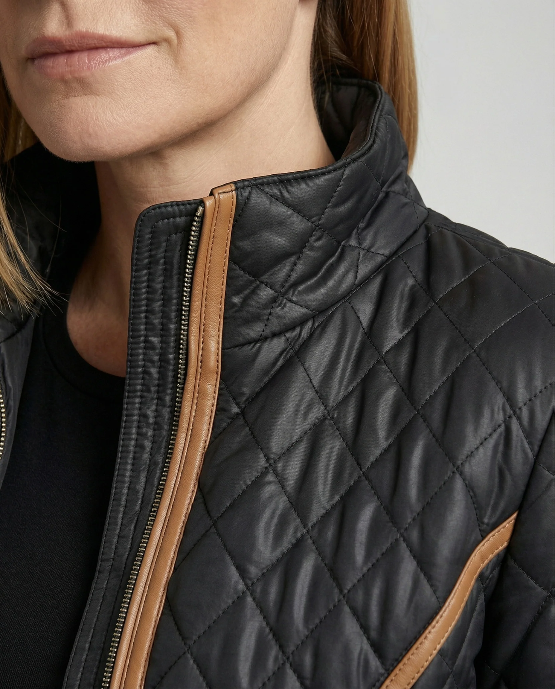 Damen Steppjacke mit Stehkragen - Image 4