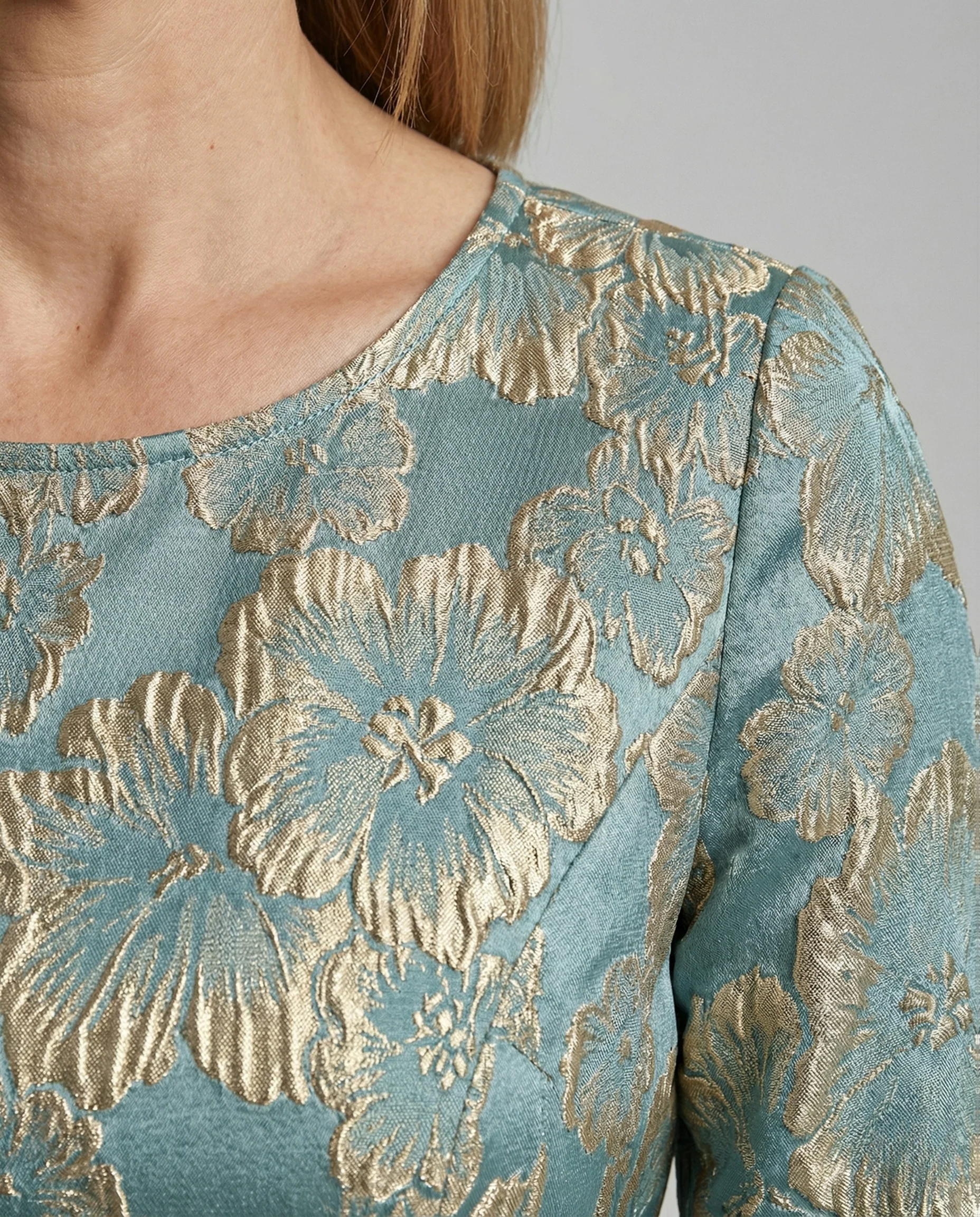 Damen Jacquard-Cocktailkleid mit 3D-Blütenrelief - Image 3