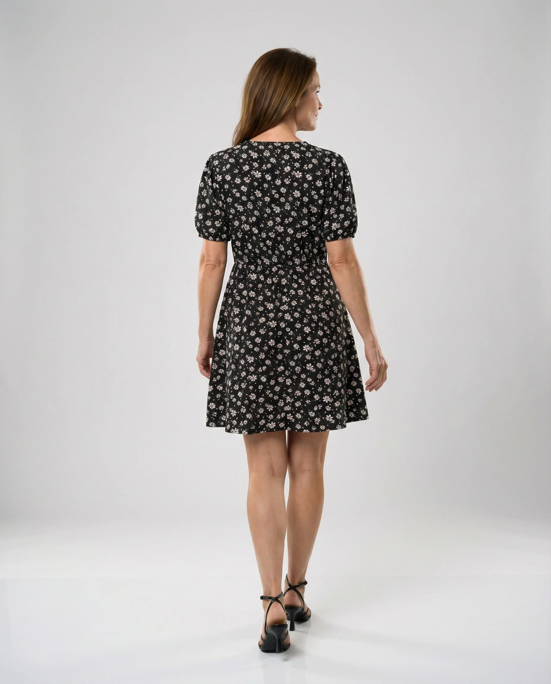 Damen Minikleid tailliert mit Puffärmeln - Image 3