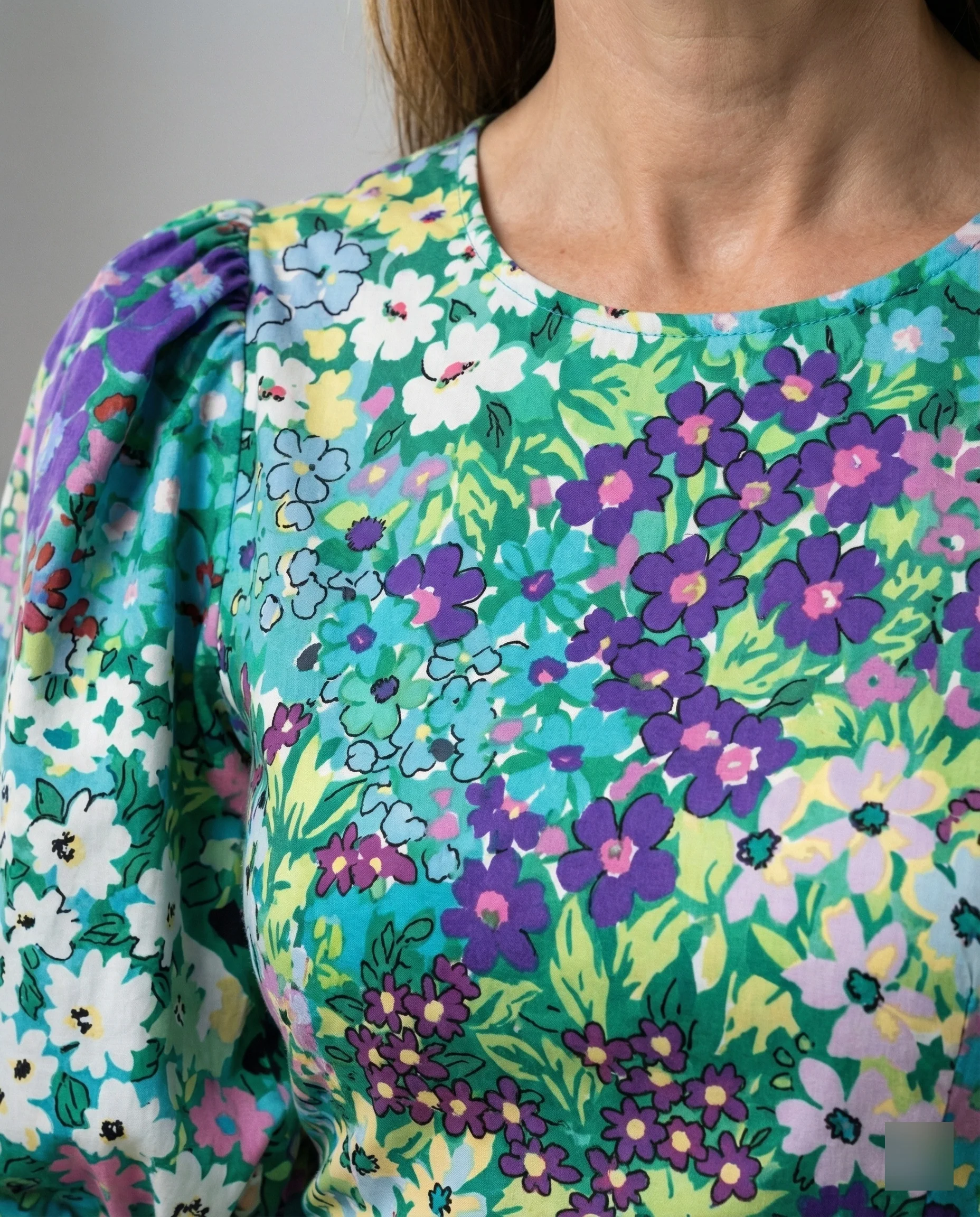 Damen Maxikleid mit Puffärmeln elegant - Image 4
