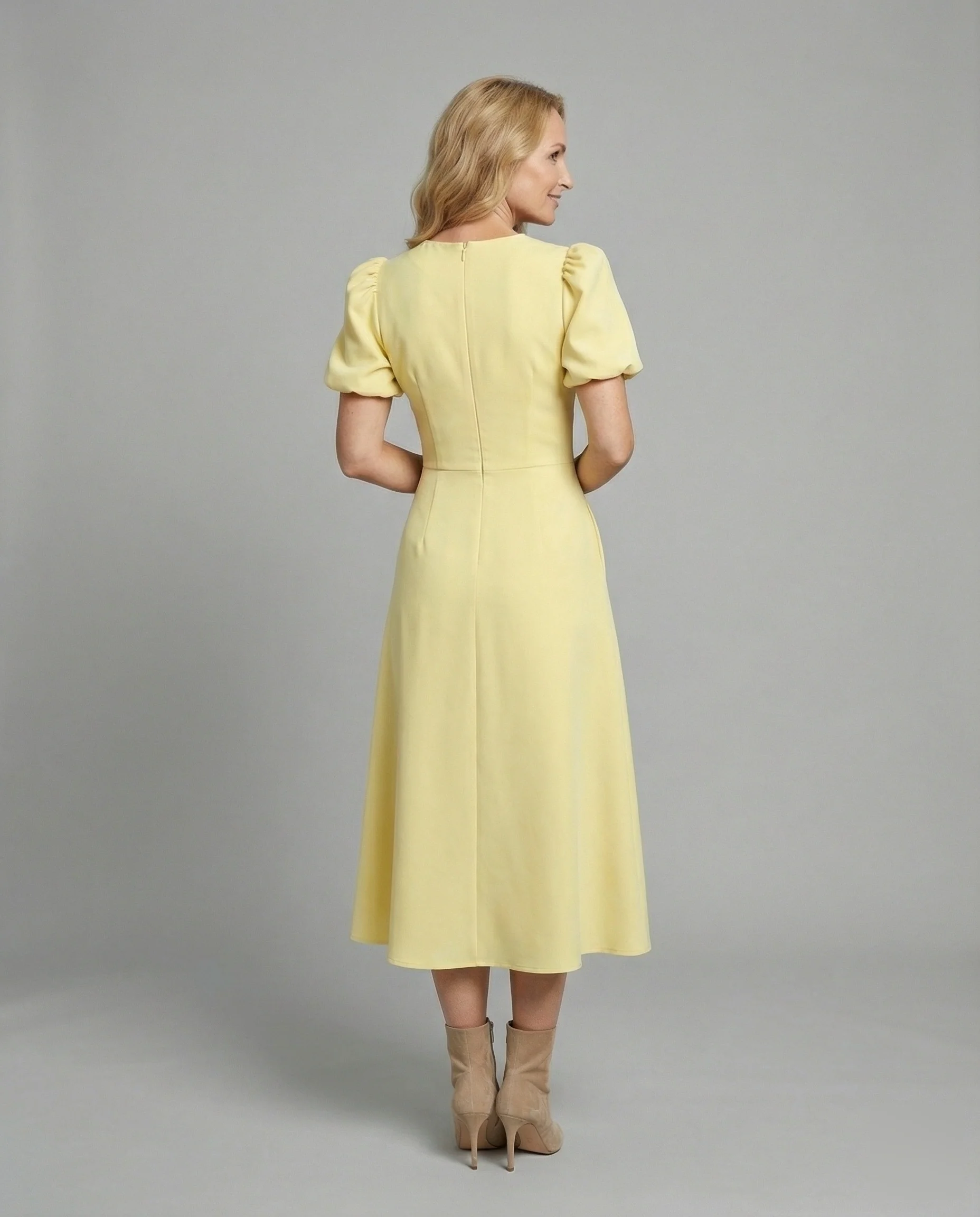 Freizeitkleid Damen Midikleid Volumen - Image 4