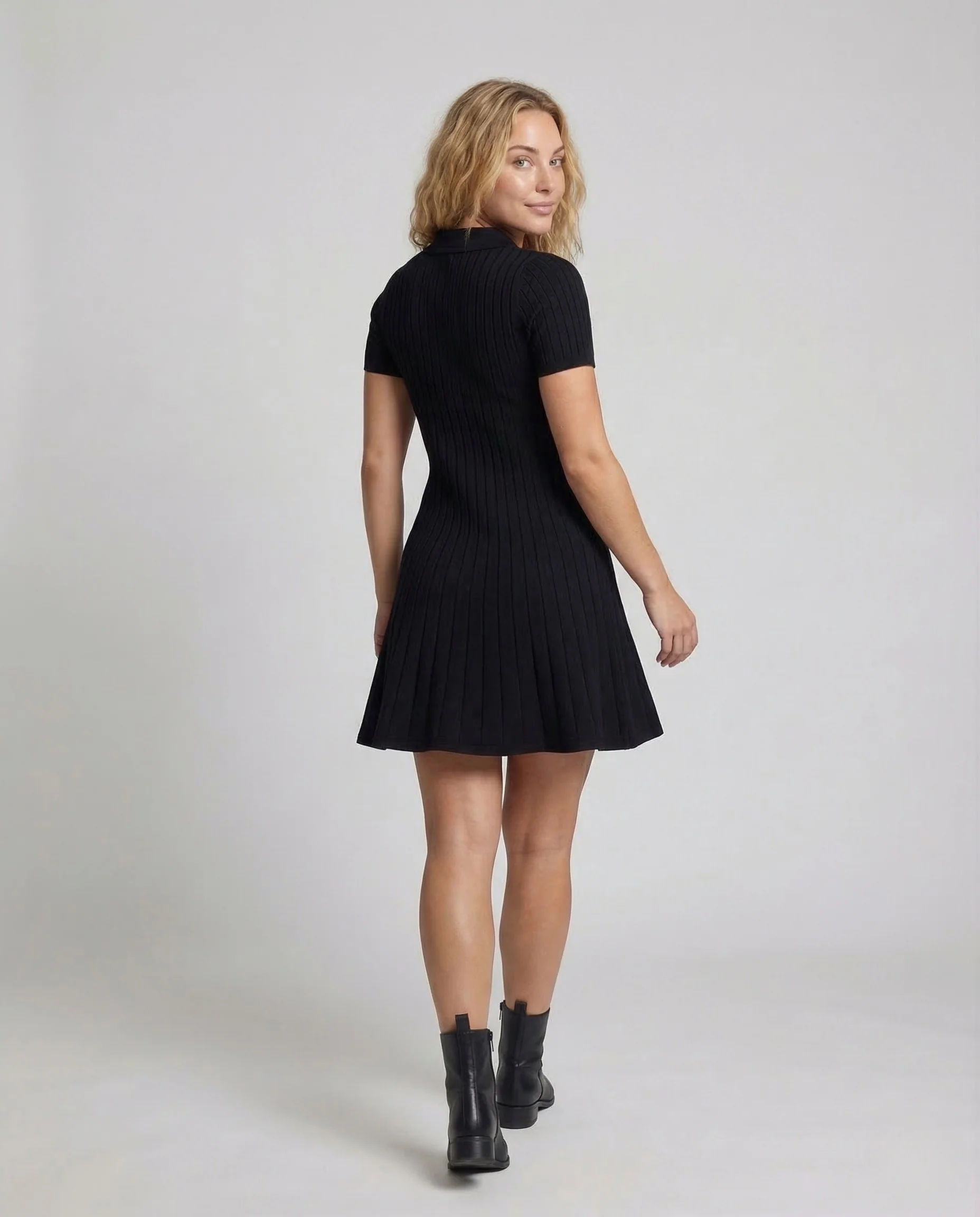 Damen Rippstrickkleid Polokragen Knopfleiste - Image 4