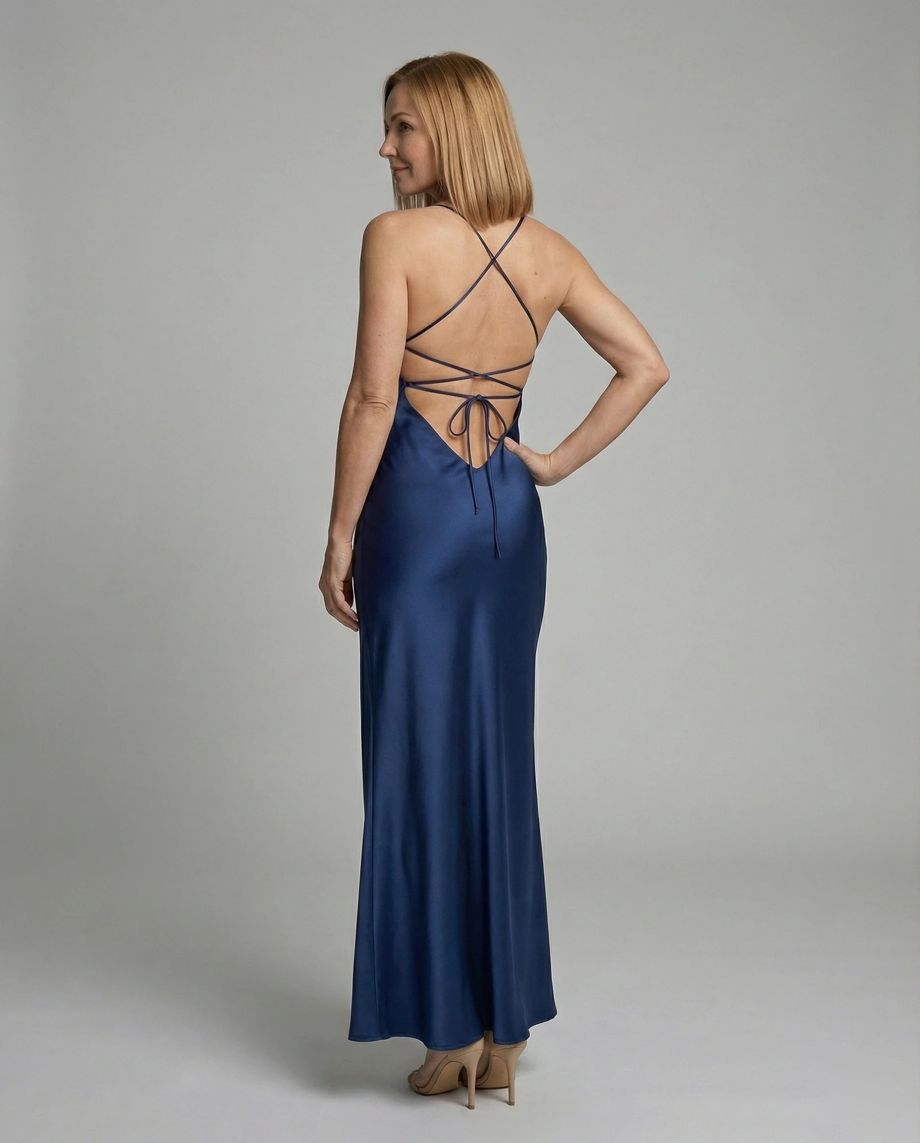 Damen Abendkleid Satin mit Schlitz - Image 8