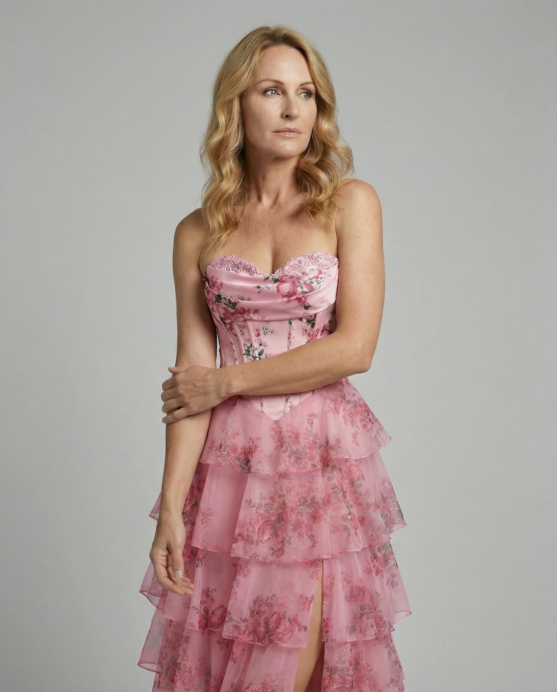 Abendkleid lang trägerlos mit Schlitz - Image 3