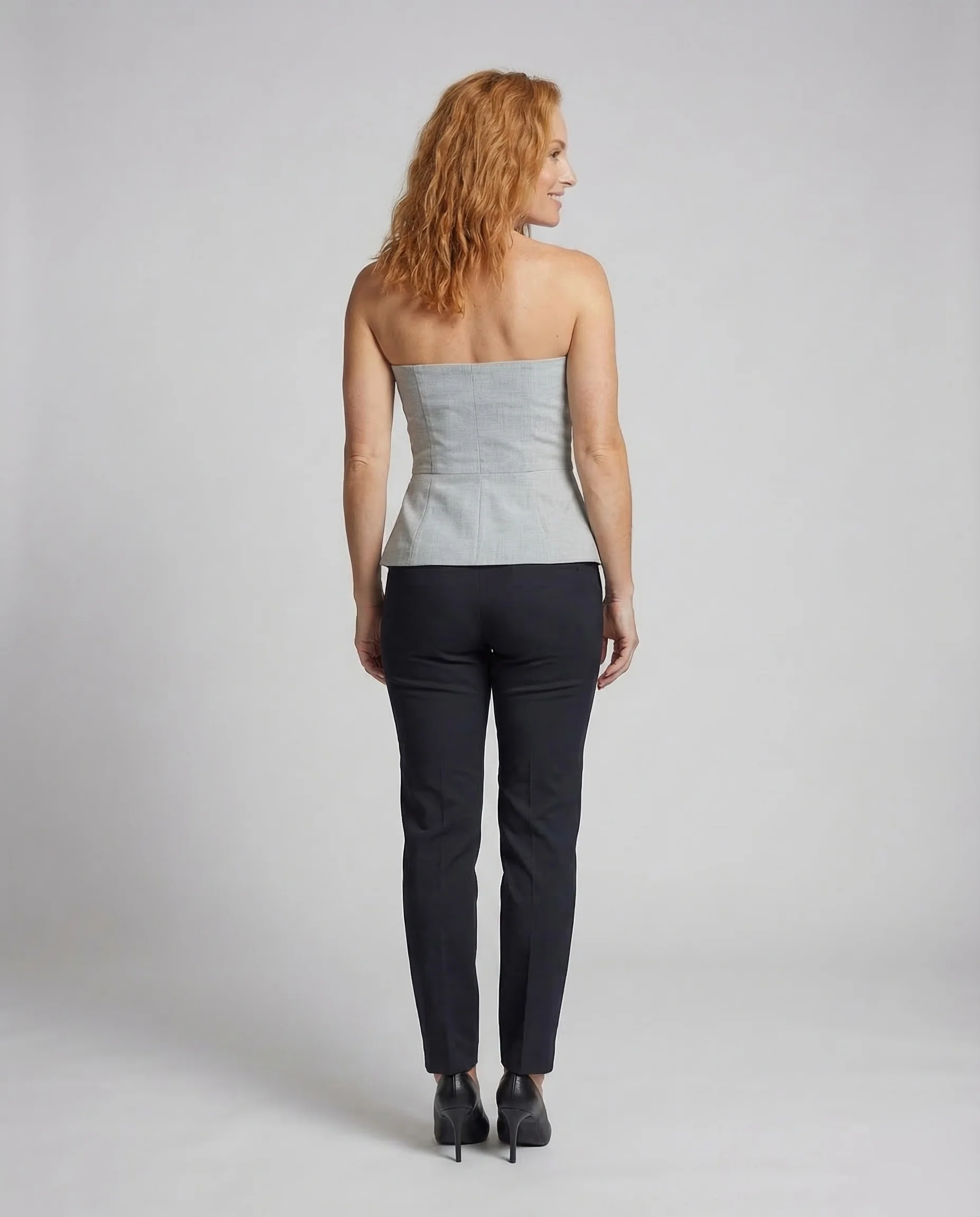 Damen Peplum Top Trägerlos - Image 4