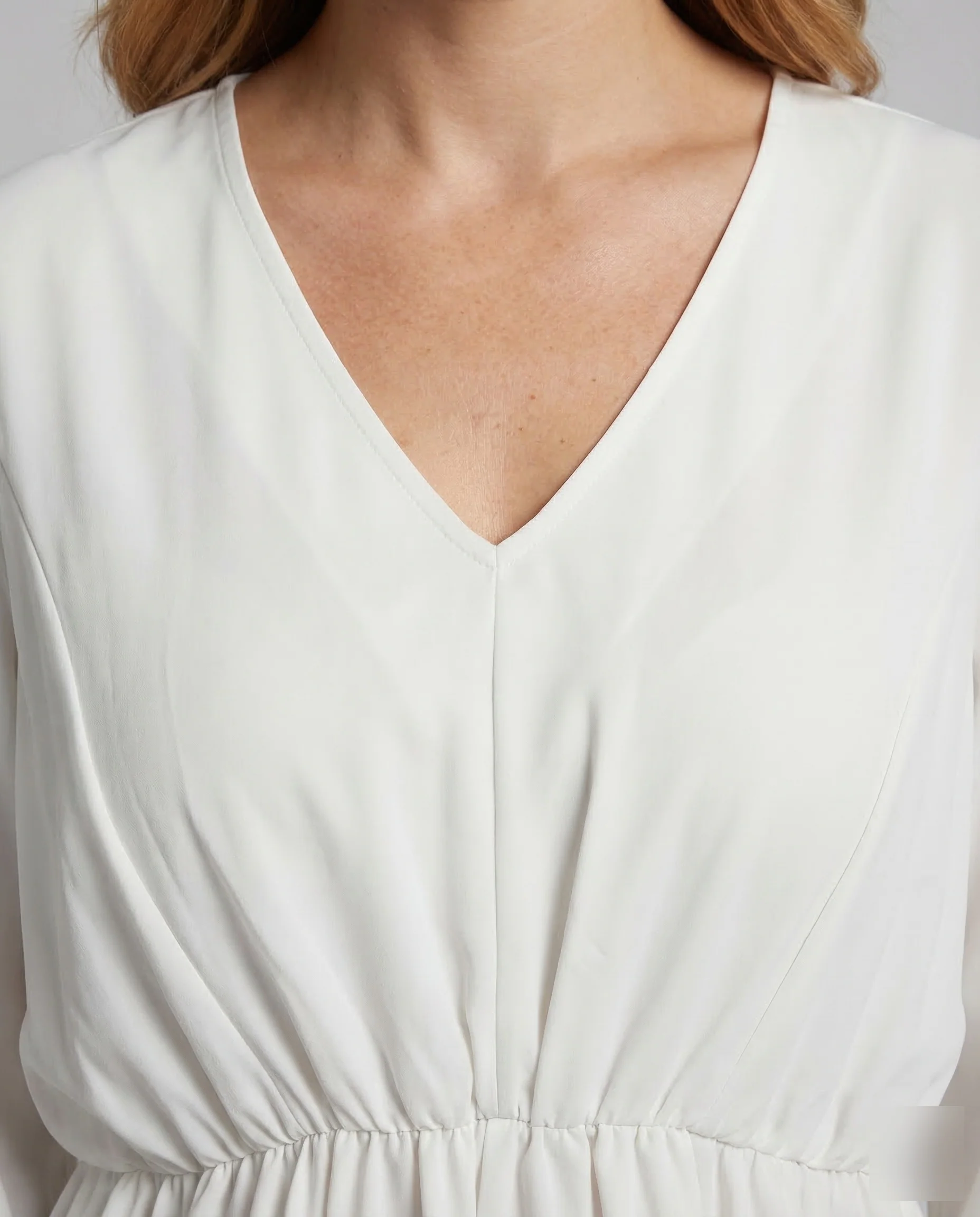 Damen Bluse V Ausschnitt Raffung - Image 3