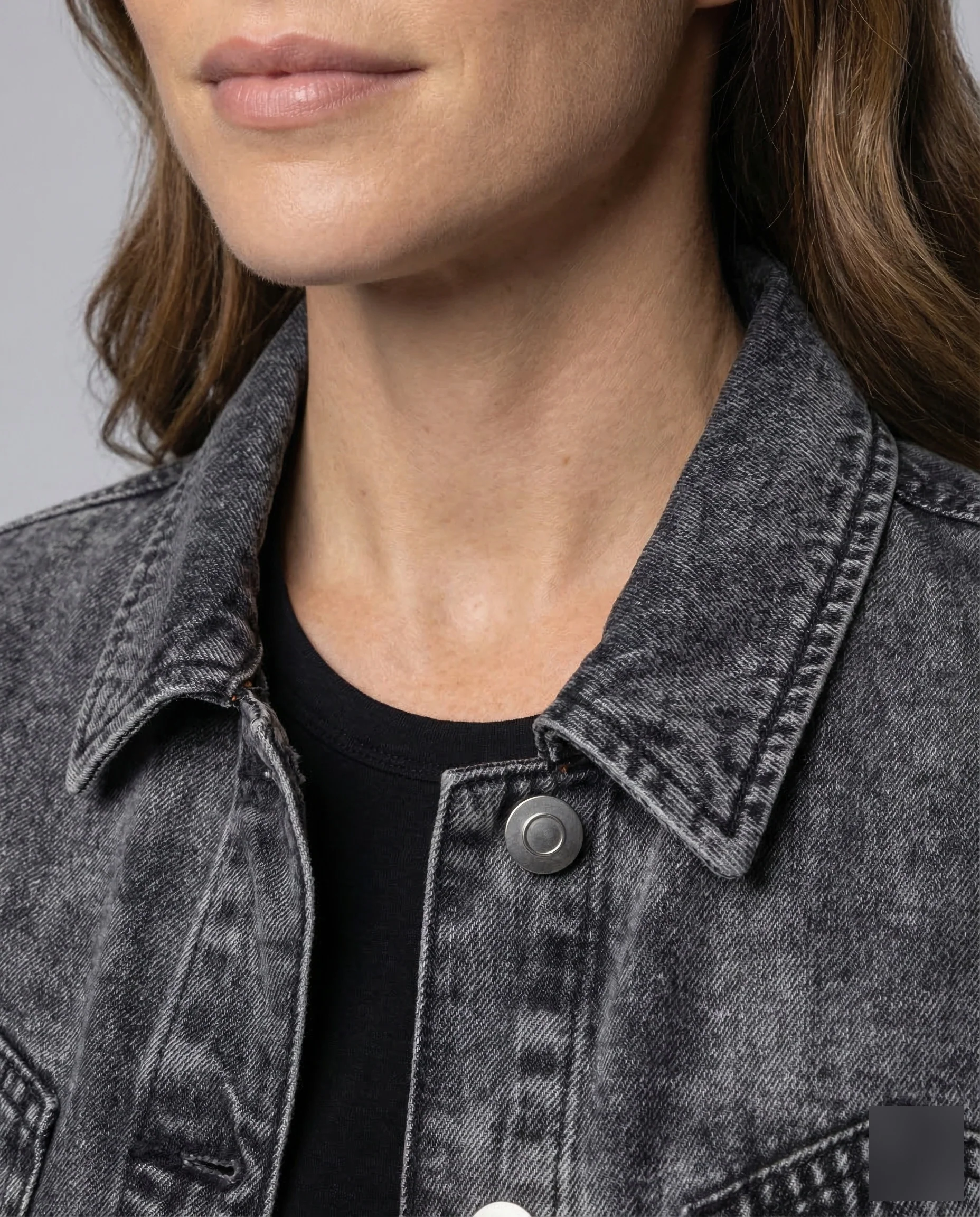 Damen Jeansjacke Cropped Tailliert - Image 3