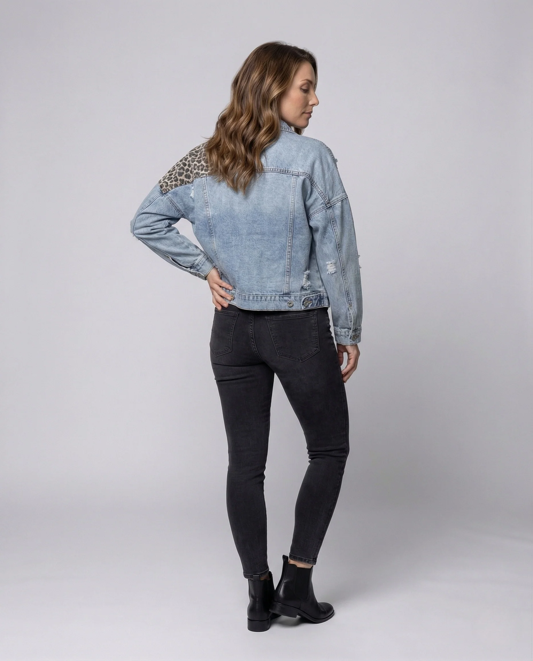 Damen Jeansjacke Oversize Patches Used - Image 3