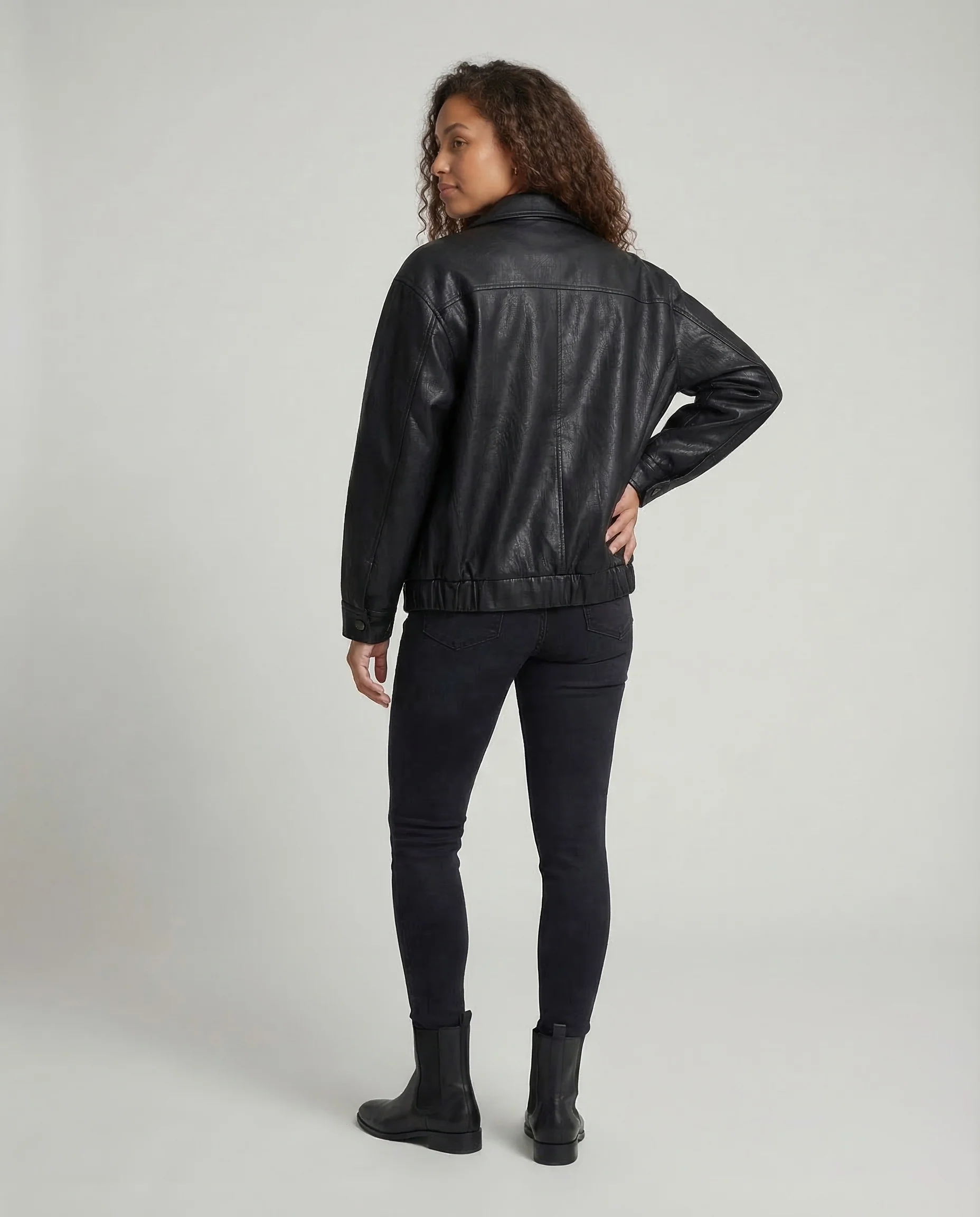 Damen Lederimitatjacke Hemdkragen - Image 4