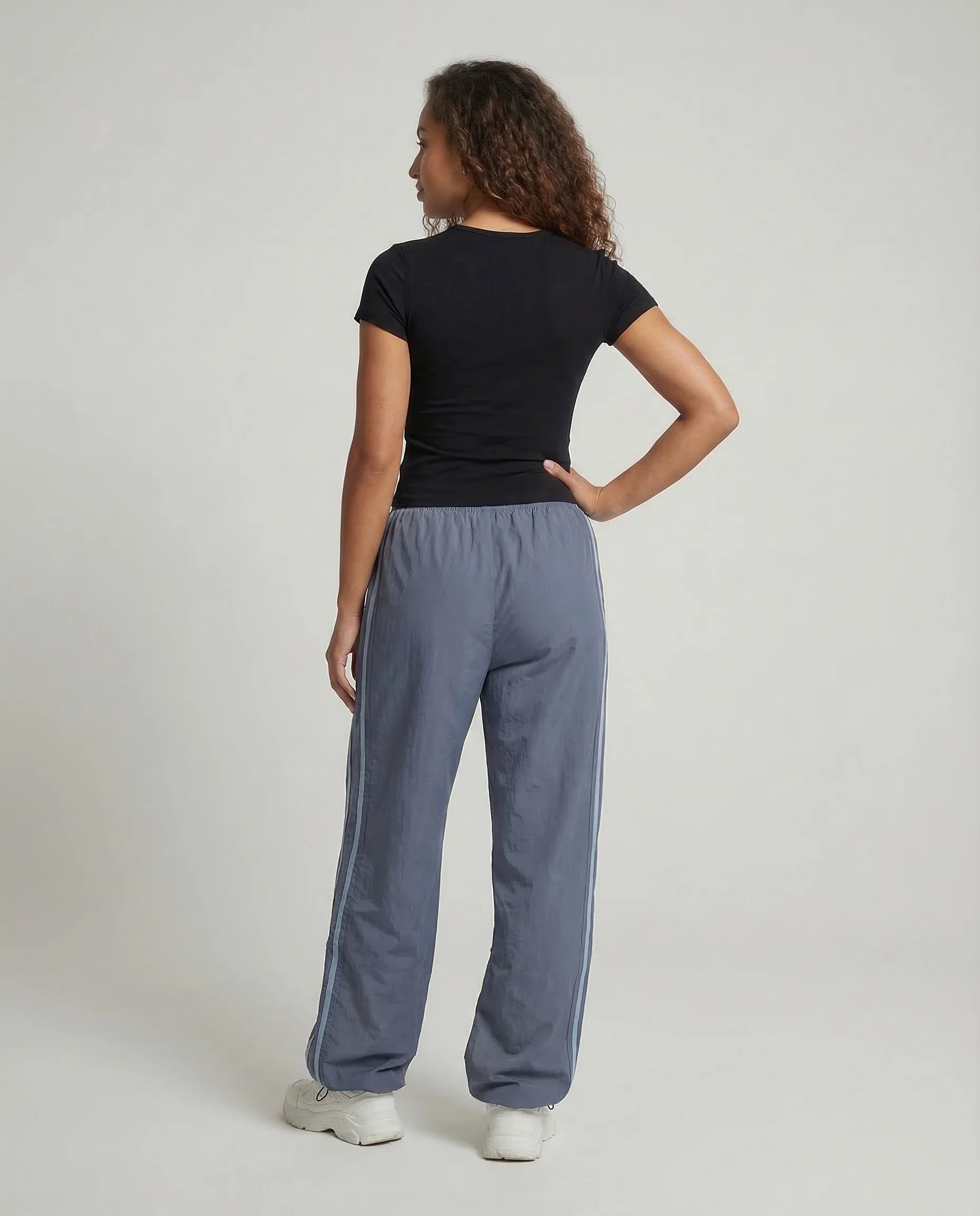 Damen Trainingshose Streifen - Image 4