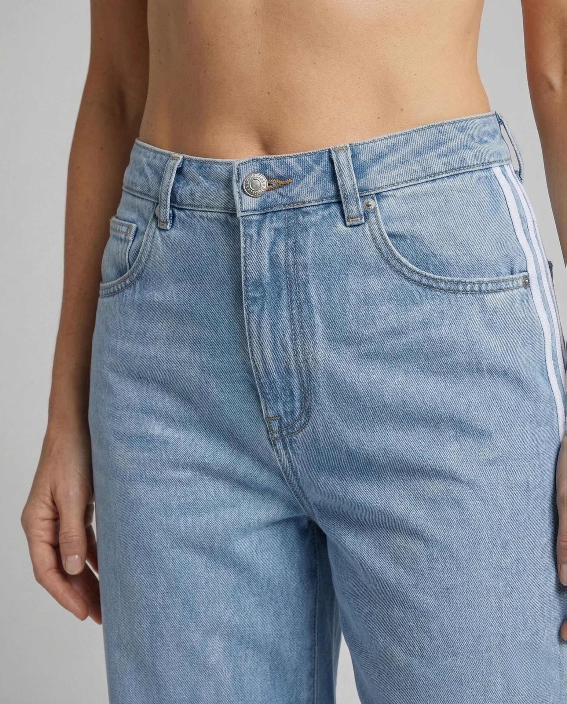 Damen Track Style Jeanshose High Waist Weit - Image 3