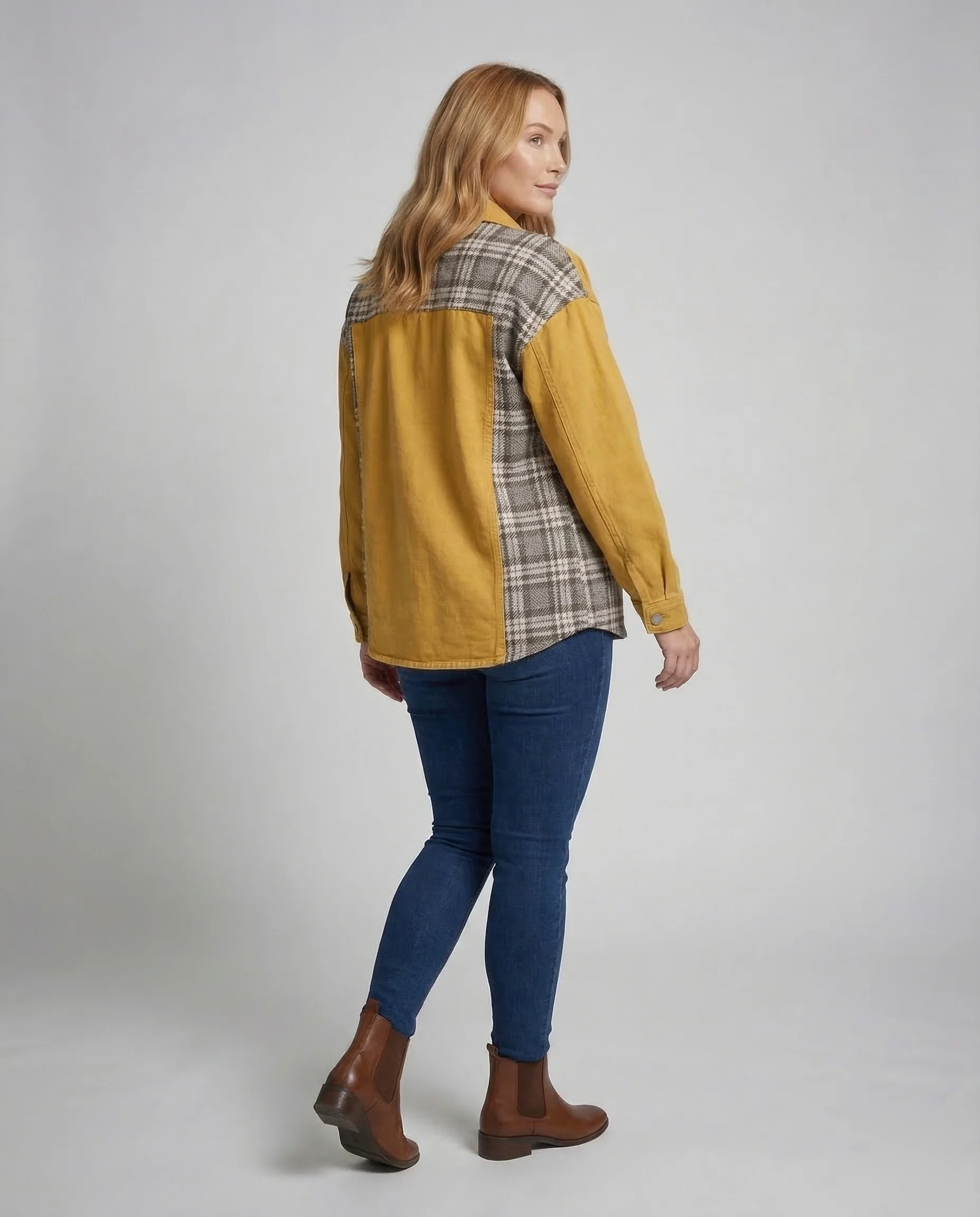 Damen Jeansjacke Oversize Karoeinsätze - Image 4