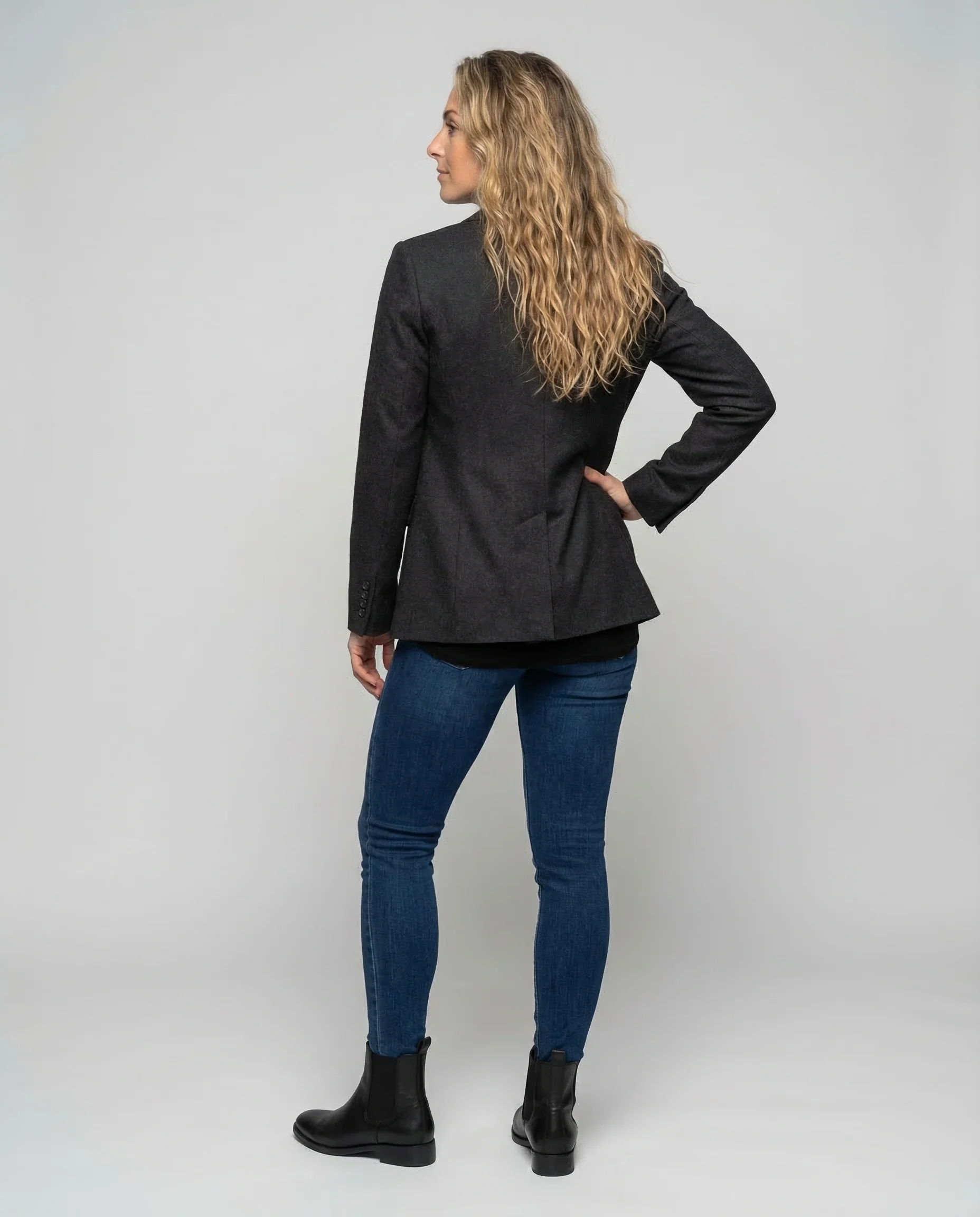 Damen Blazer Oversize Bindeschal - Image 4